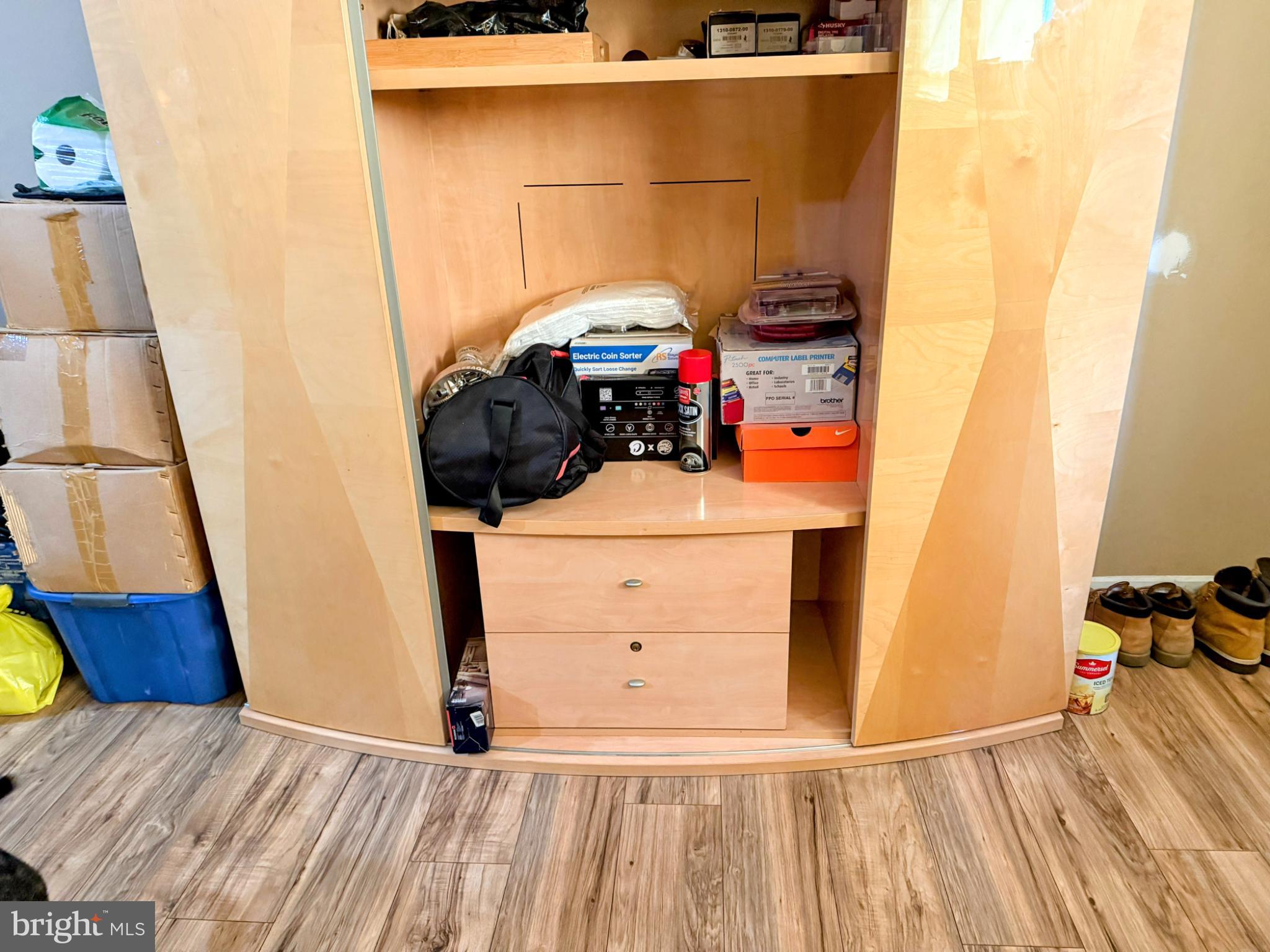 4664 TORRESDALE AVENUE