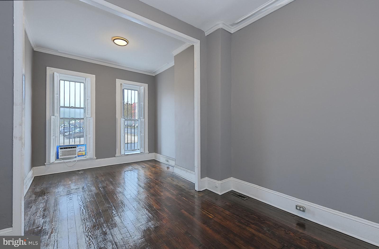 UNION SQUARE - Residential Lease