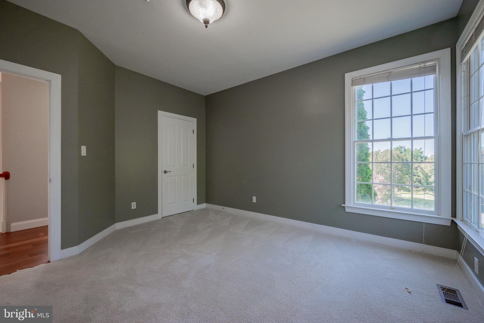 HADDON HURST - Residential