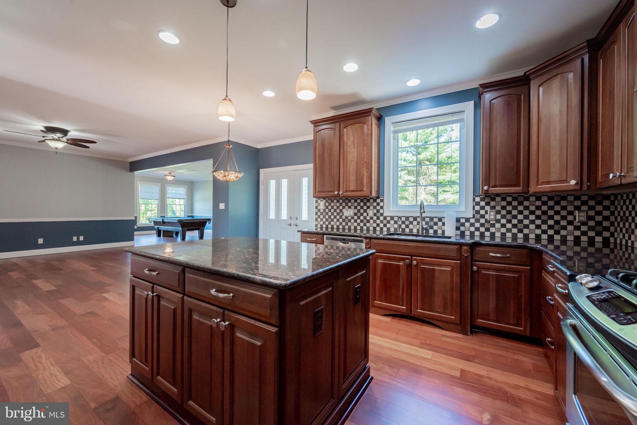 HADDON HURST - Residential