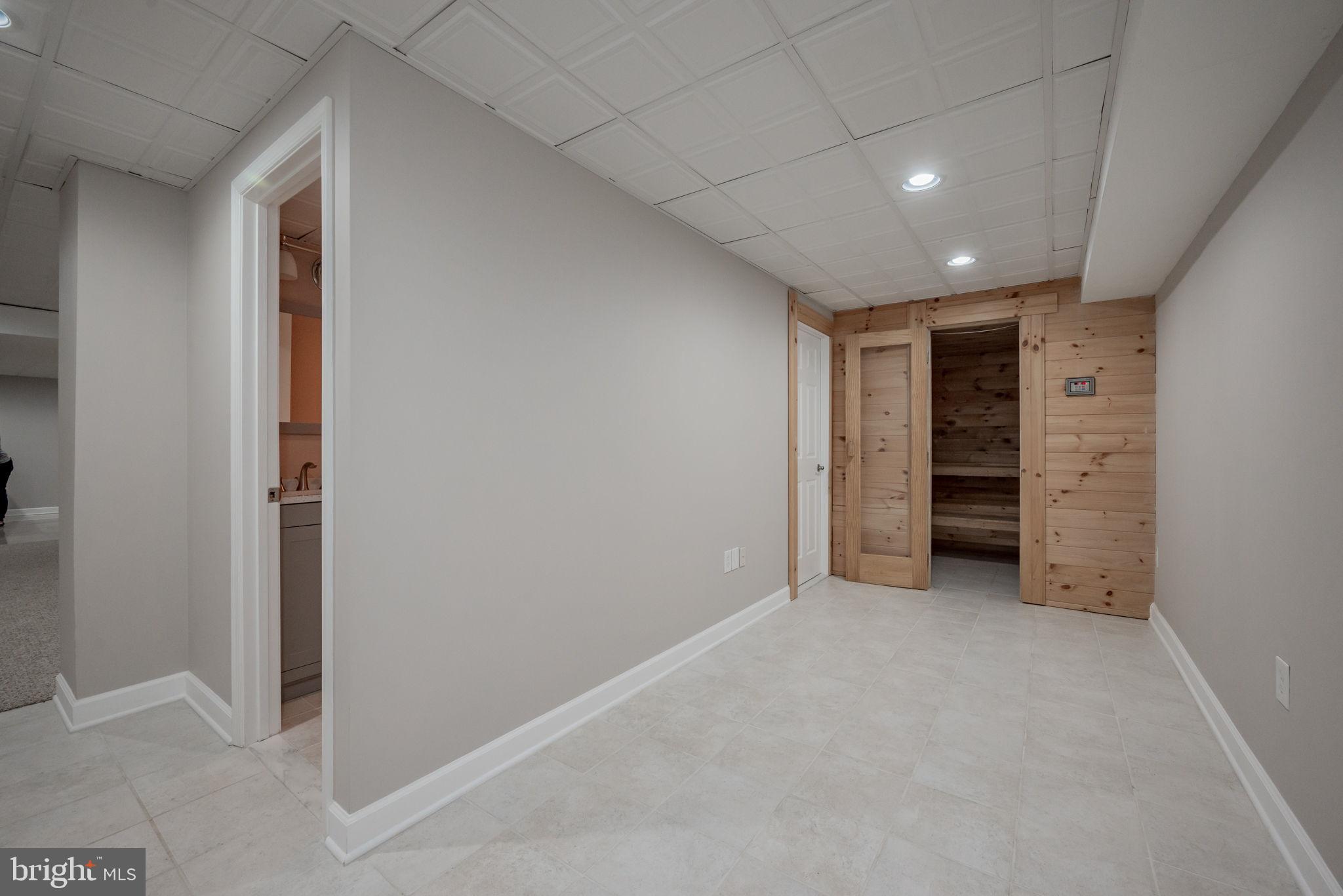 HADDON HURST - Residential