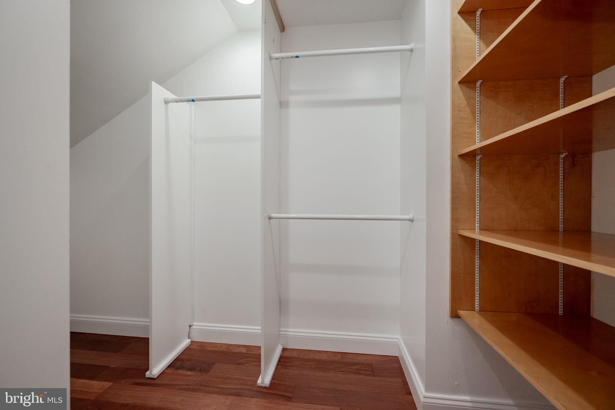 HADDON HURST - Residential