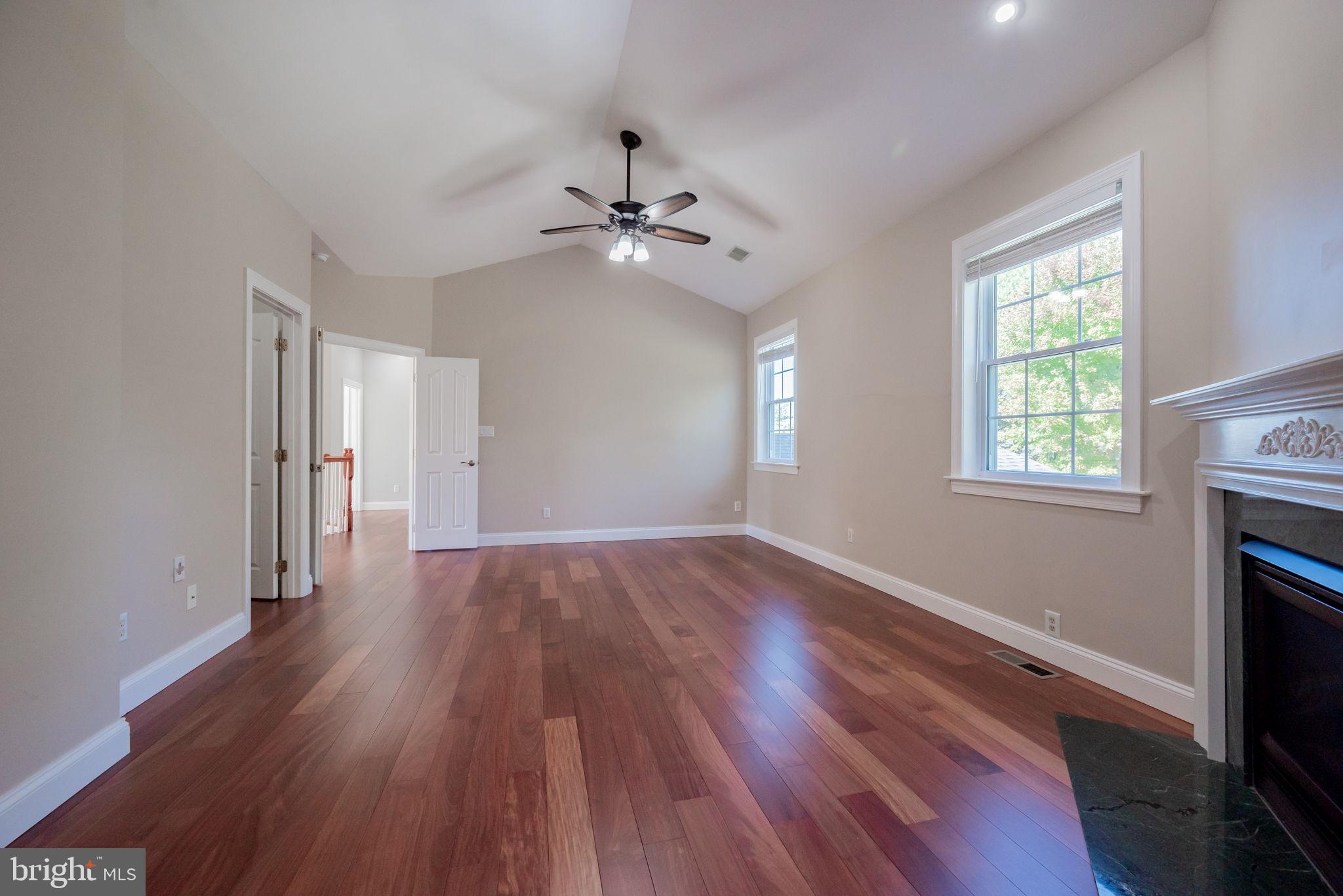 HADDON HURST - Residential