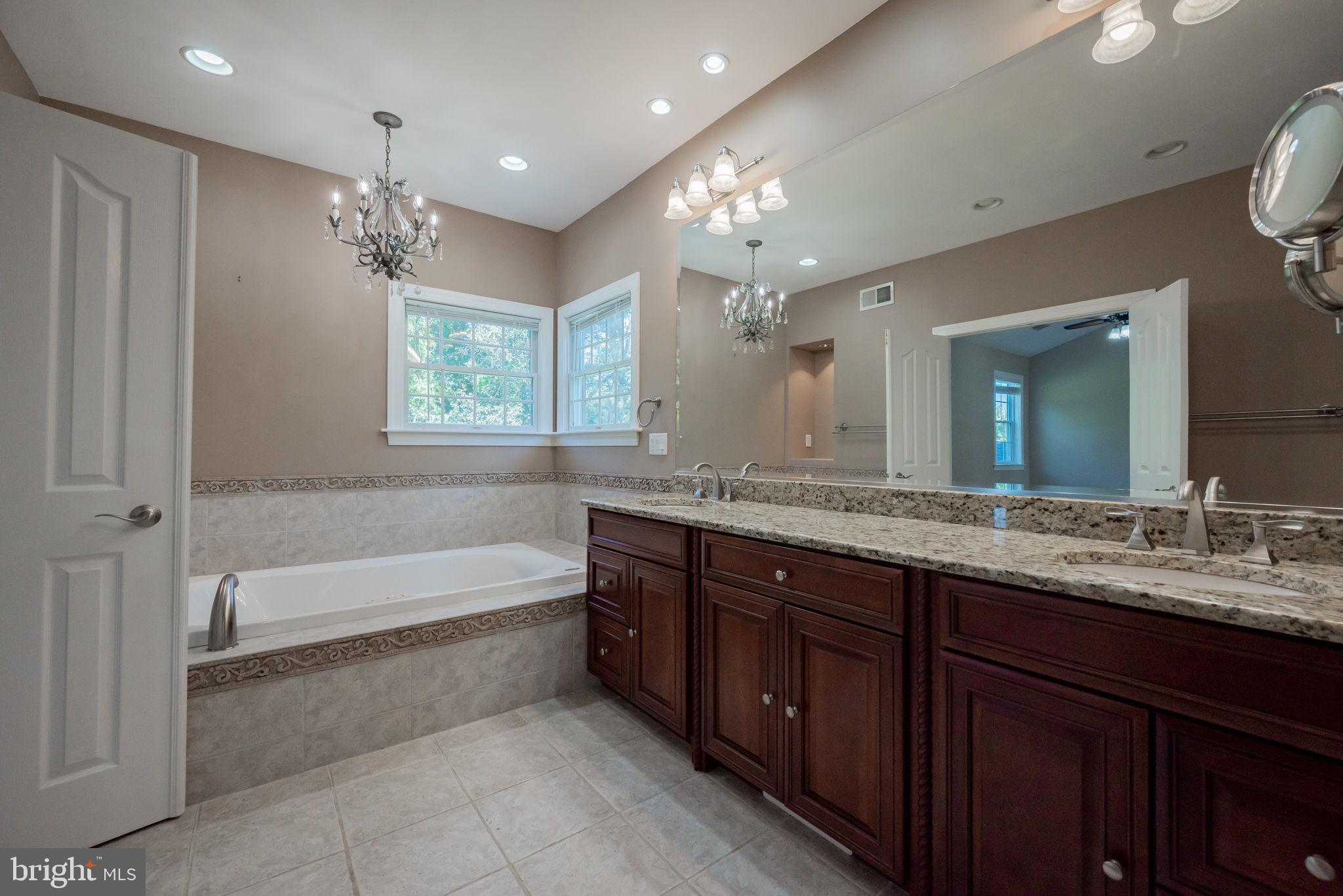 HADDON HURST - Residential