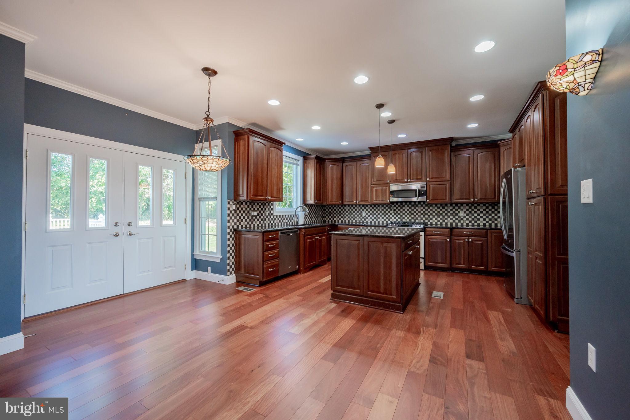 HADDON HURST - Residential