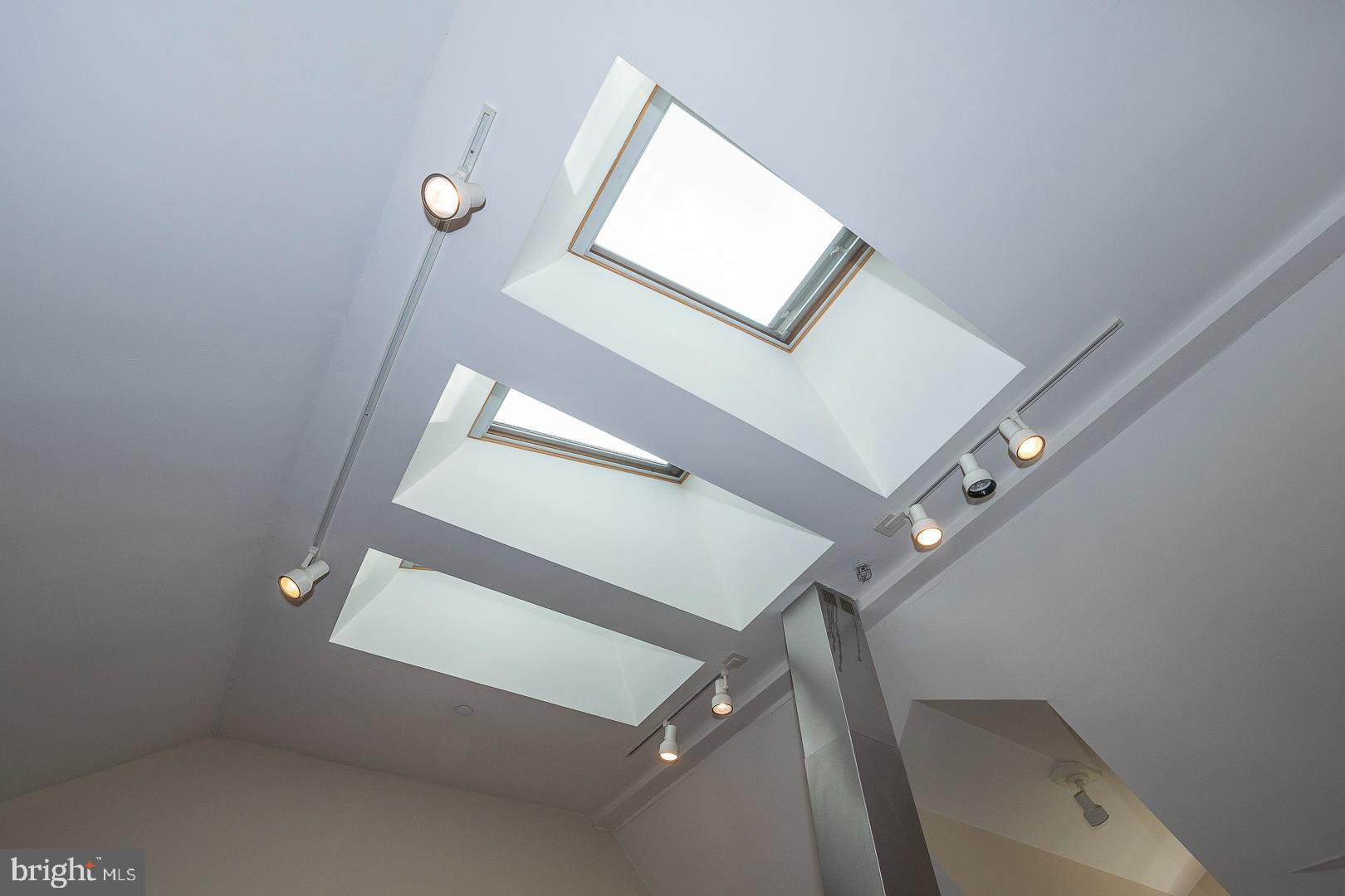 WASHINGTON SQ - Residential