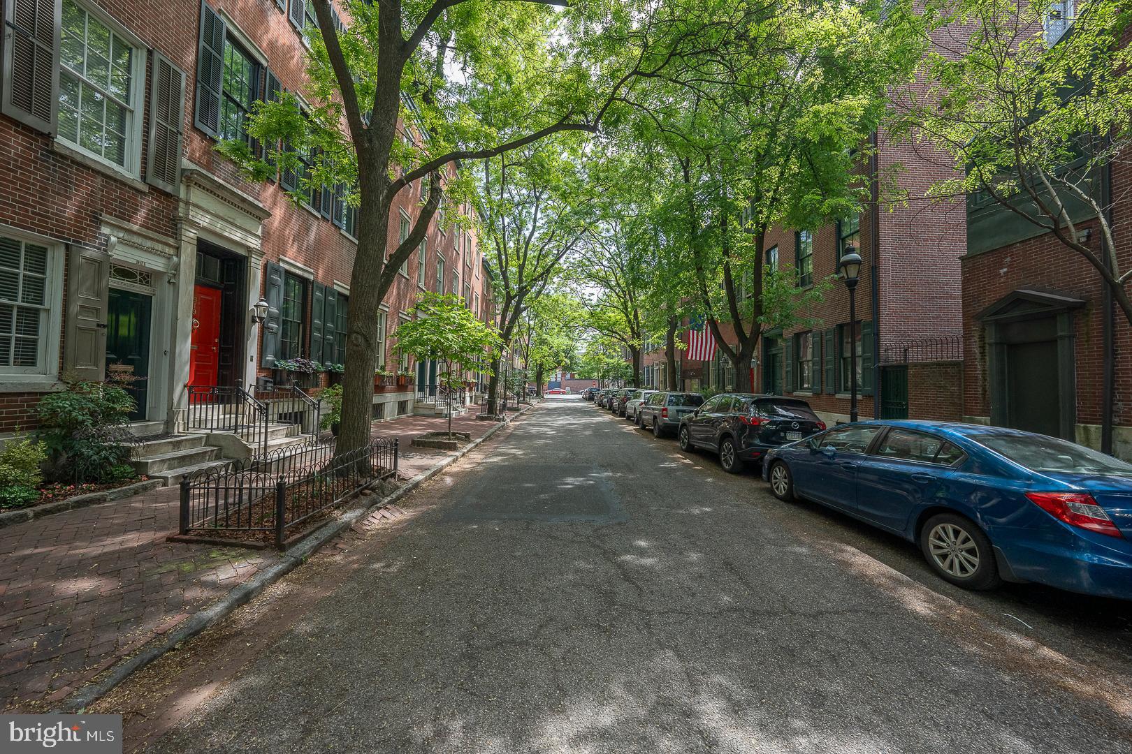WASHINGTON SQ - Residential