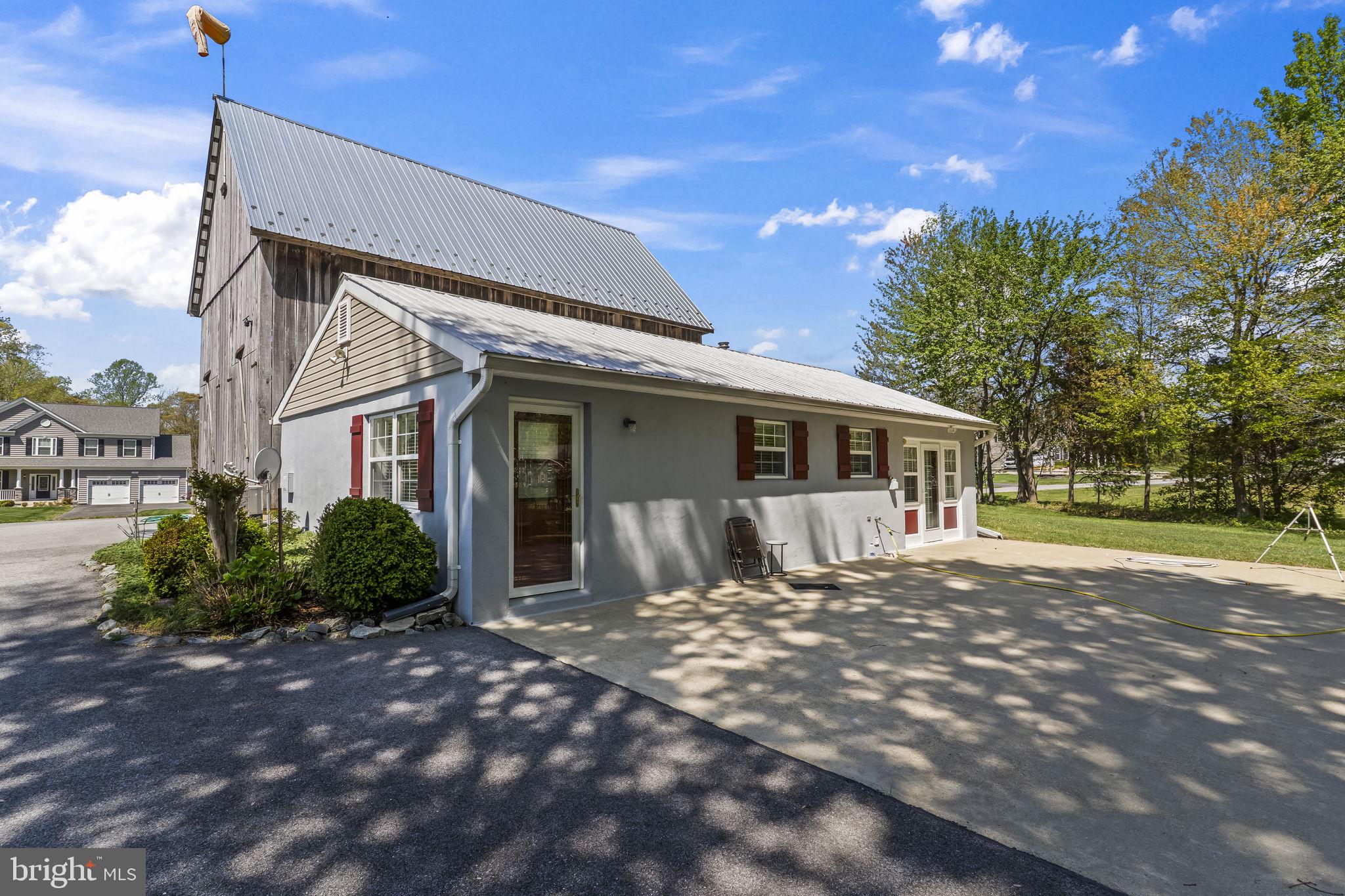 SIMMONS RIDGE - Residential