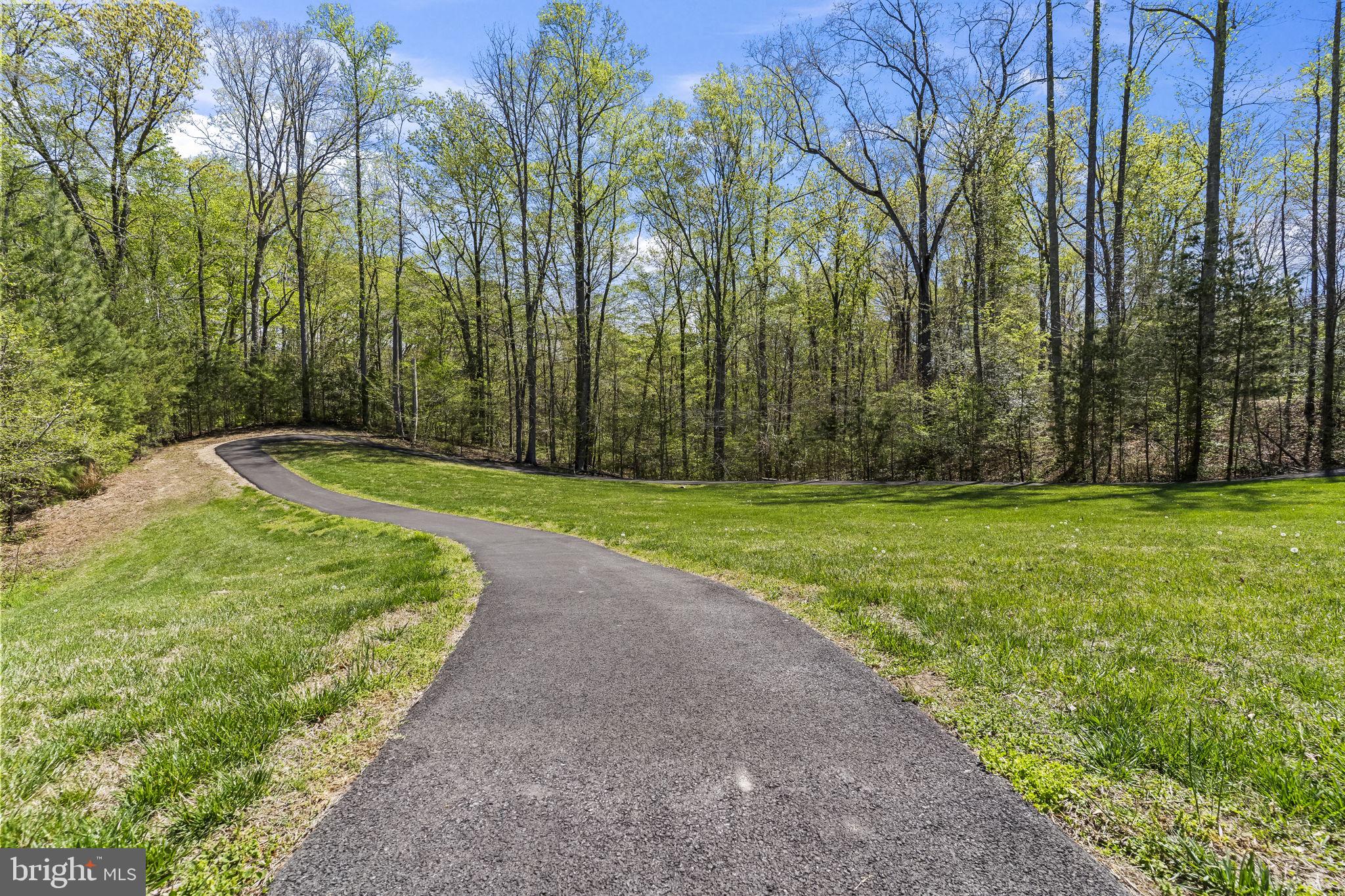 SIMMONS RIDGE - Residential