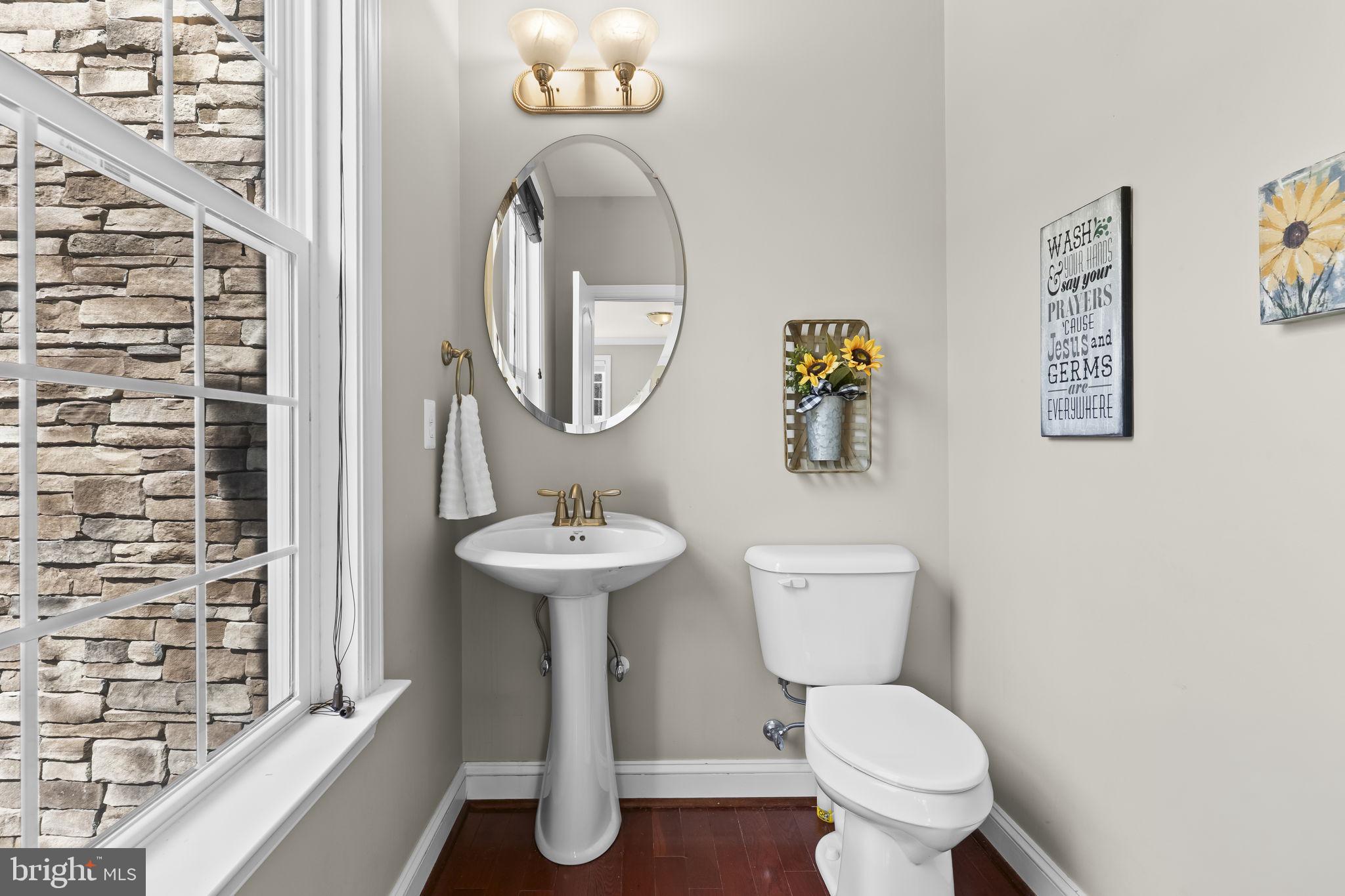 SIMMONS RIDGE - Residential