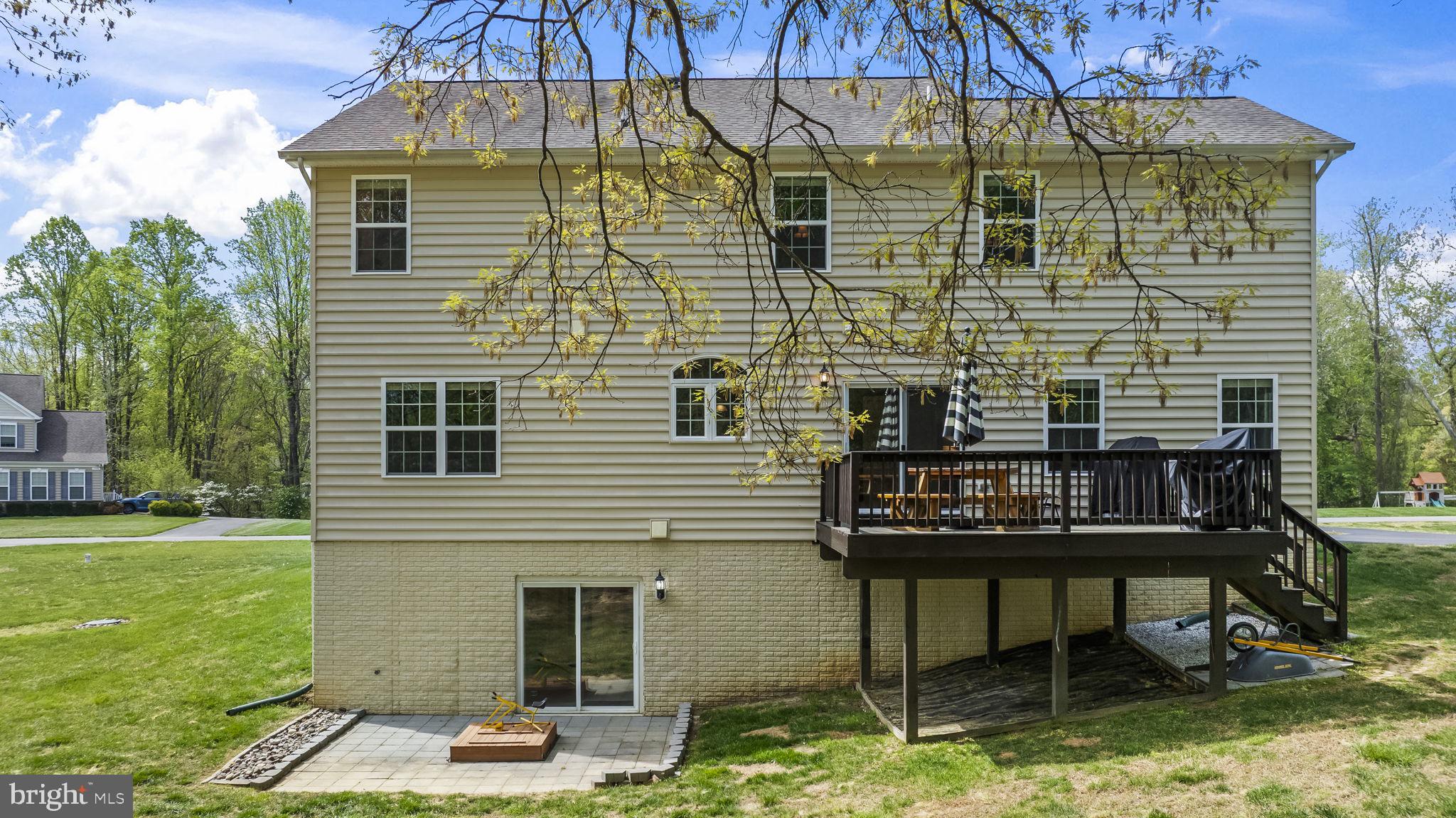 SIMMONS RIDGE - Residential