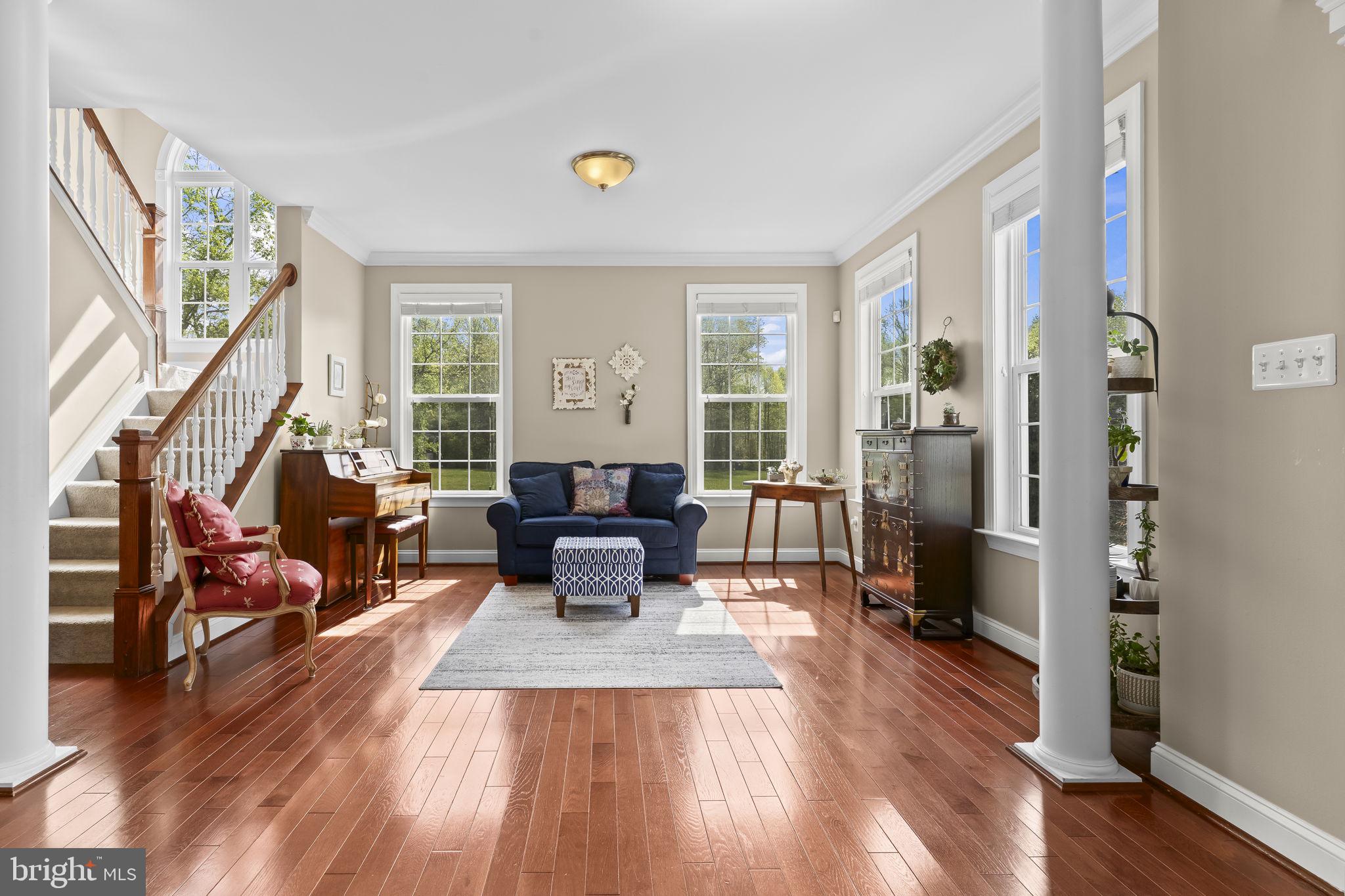 1905 RESTING RIDGE LANE