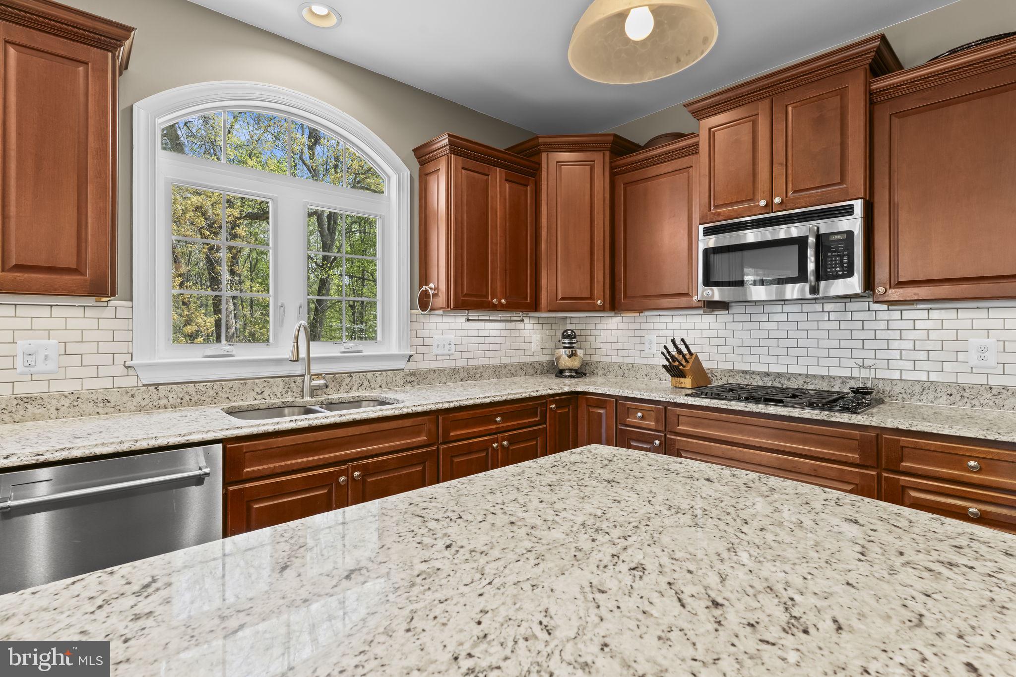 SIMMONS RIDGE - Residential