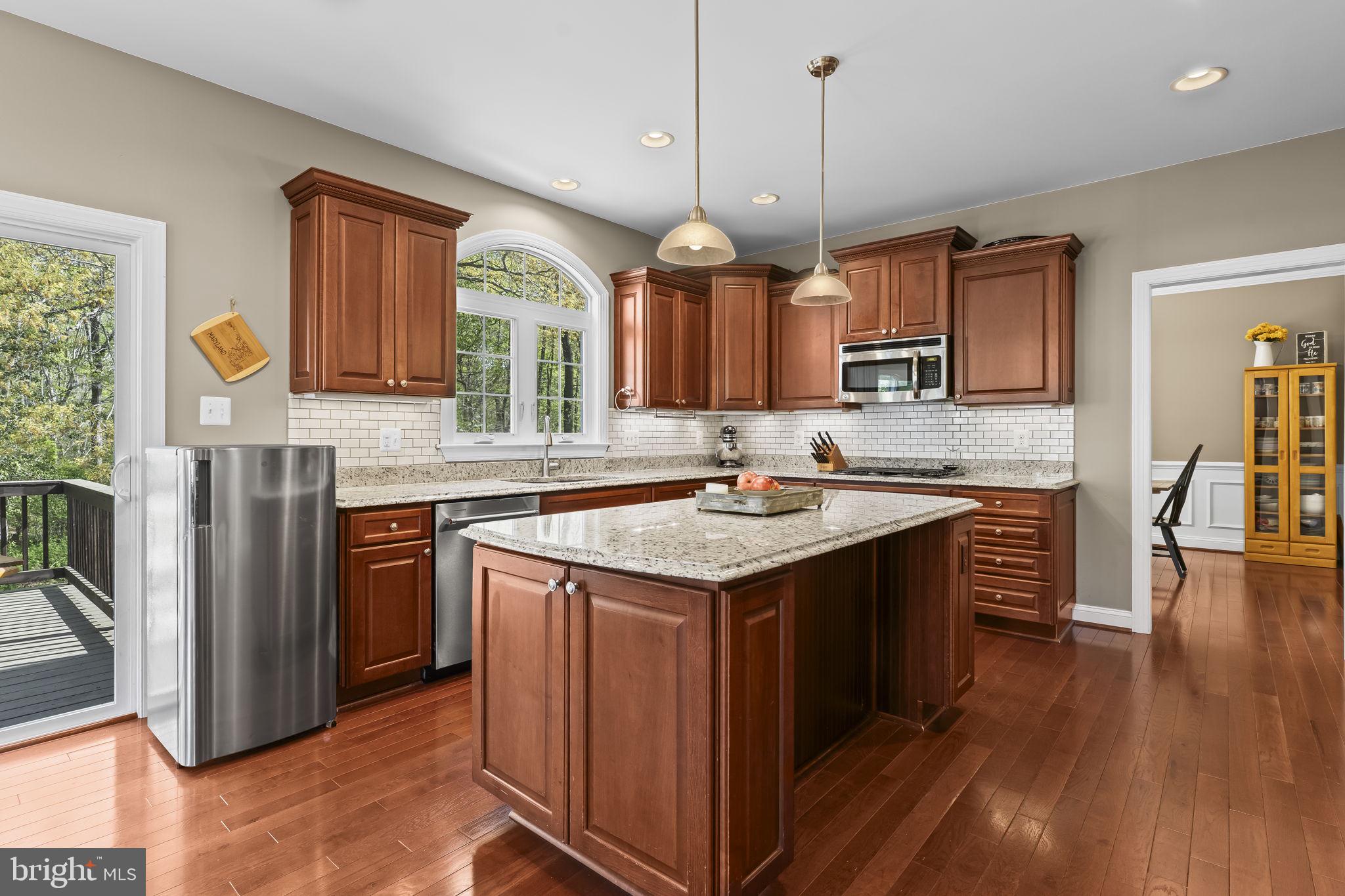 SIMMONS RIDGE - Residential