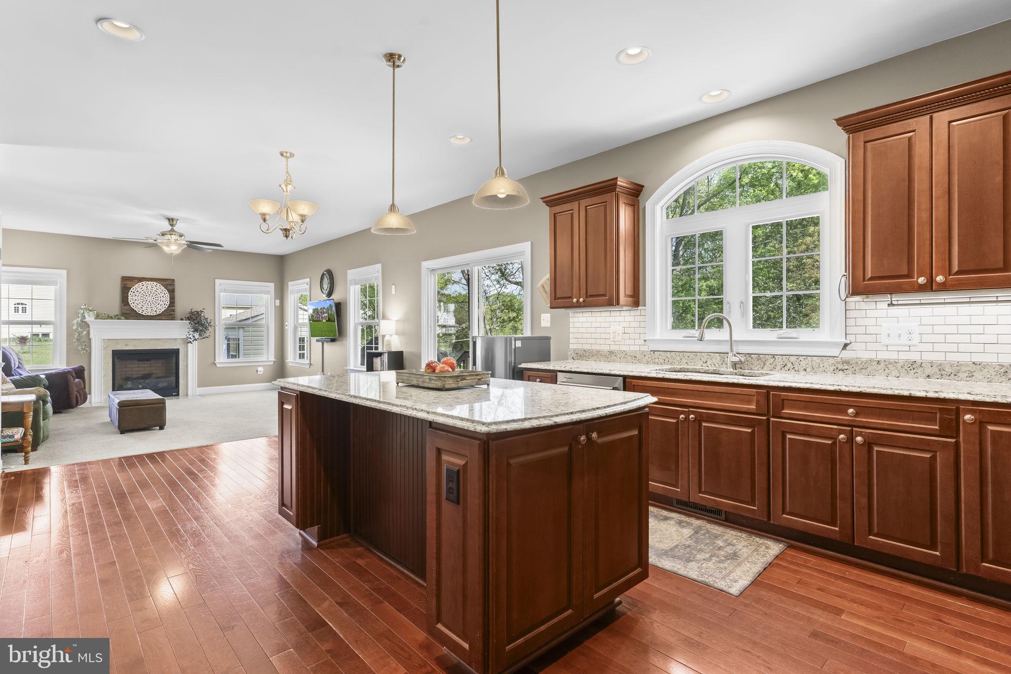 SIMMONS RIDGE - Residential