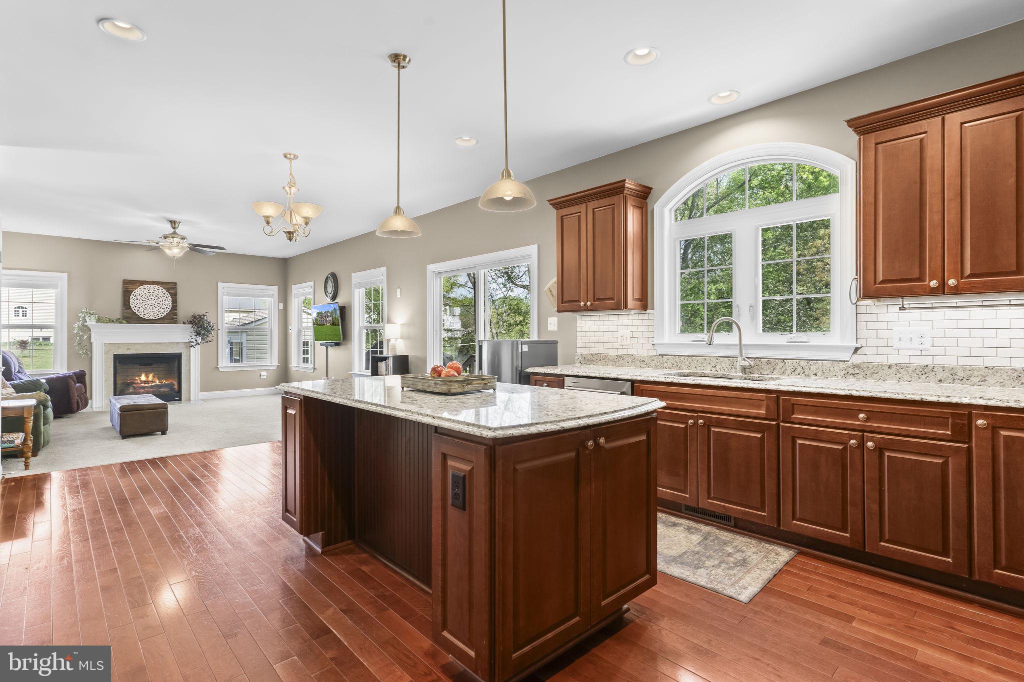 SIMMONS RIDGE - Residential