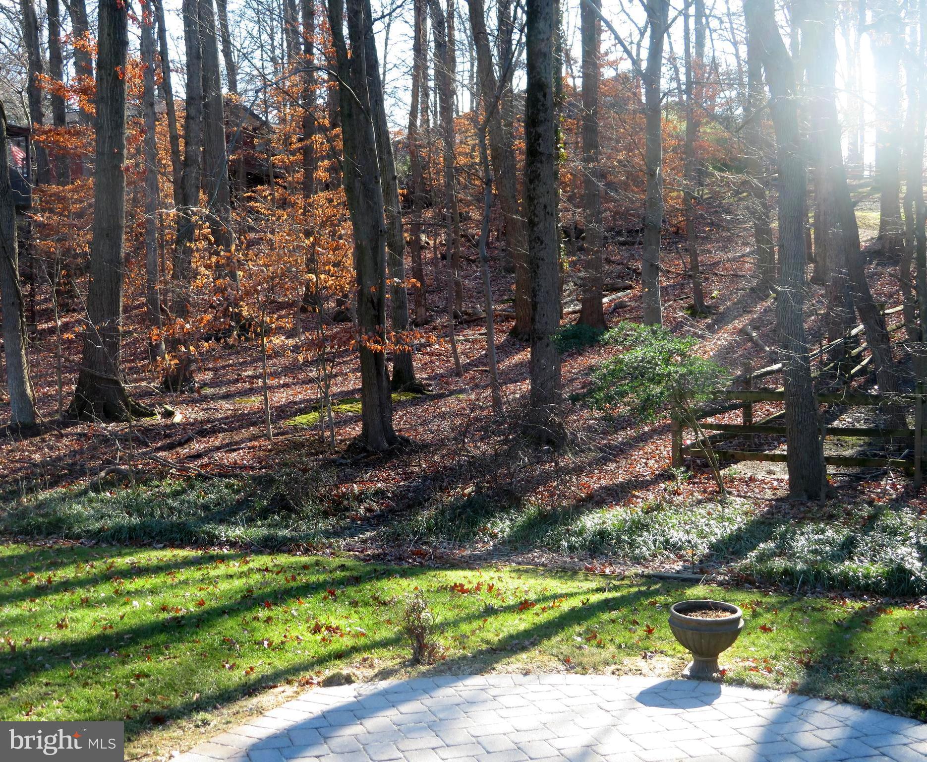 LONG REACH - Residential