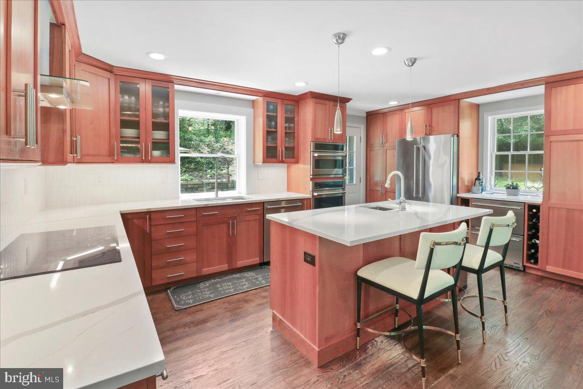 CHESTNUT HILL - Residential