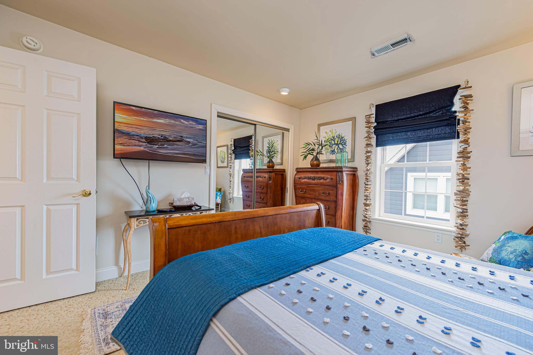 CAINE KEYS II - Residential