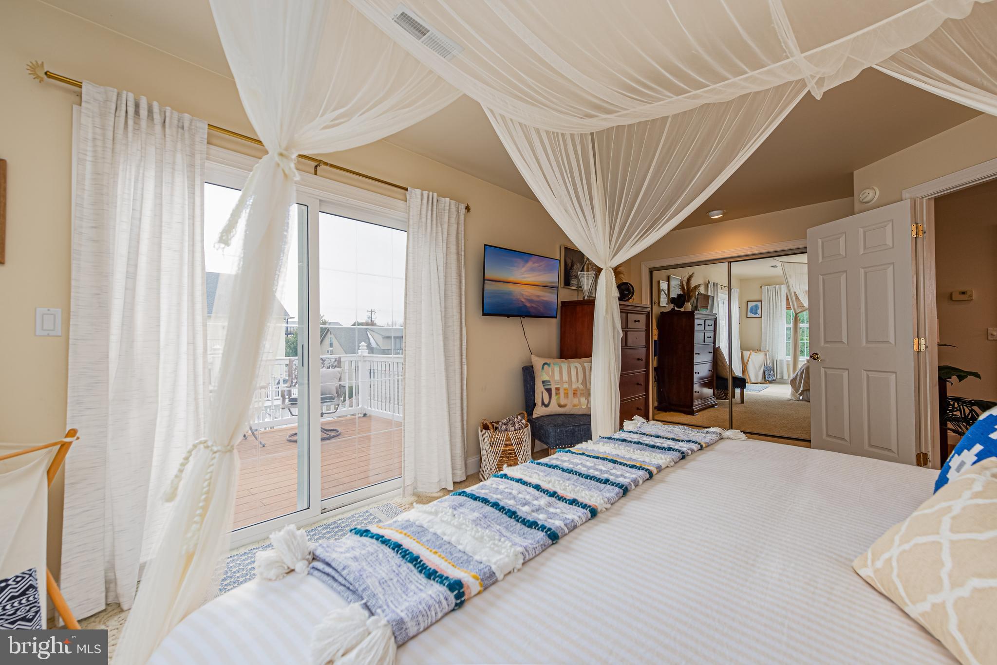 CAINE KEYS II - Residential