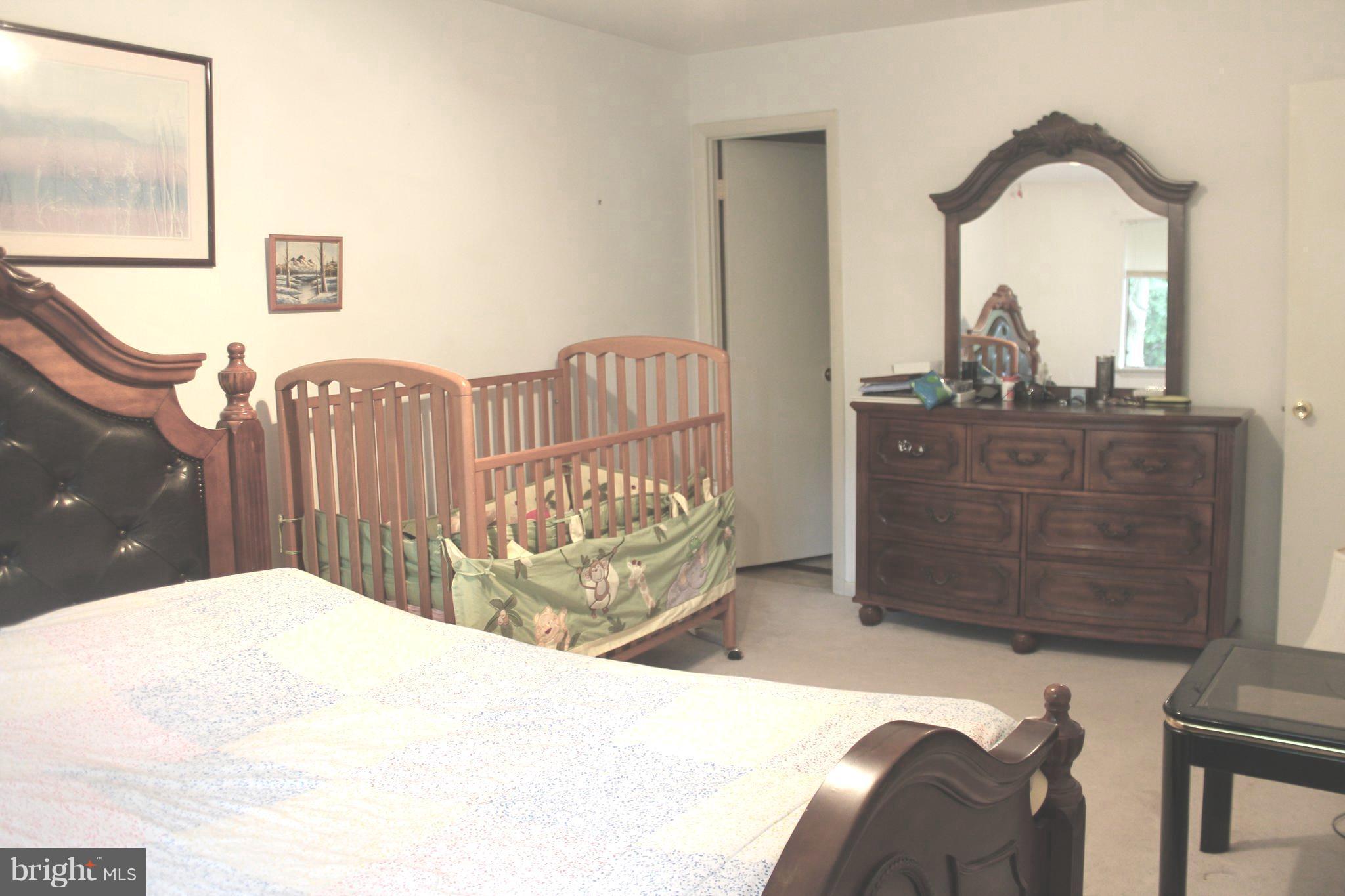 BURKE CENTRE - Residential