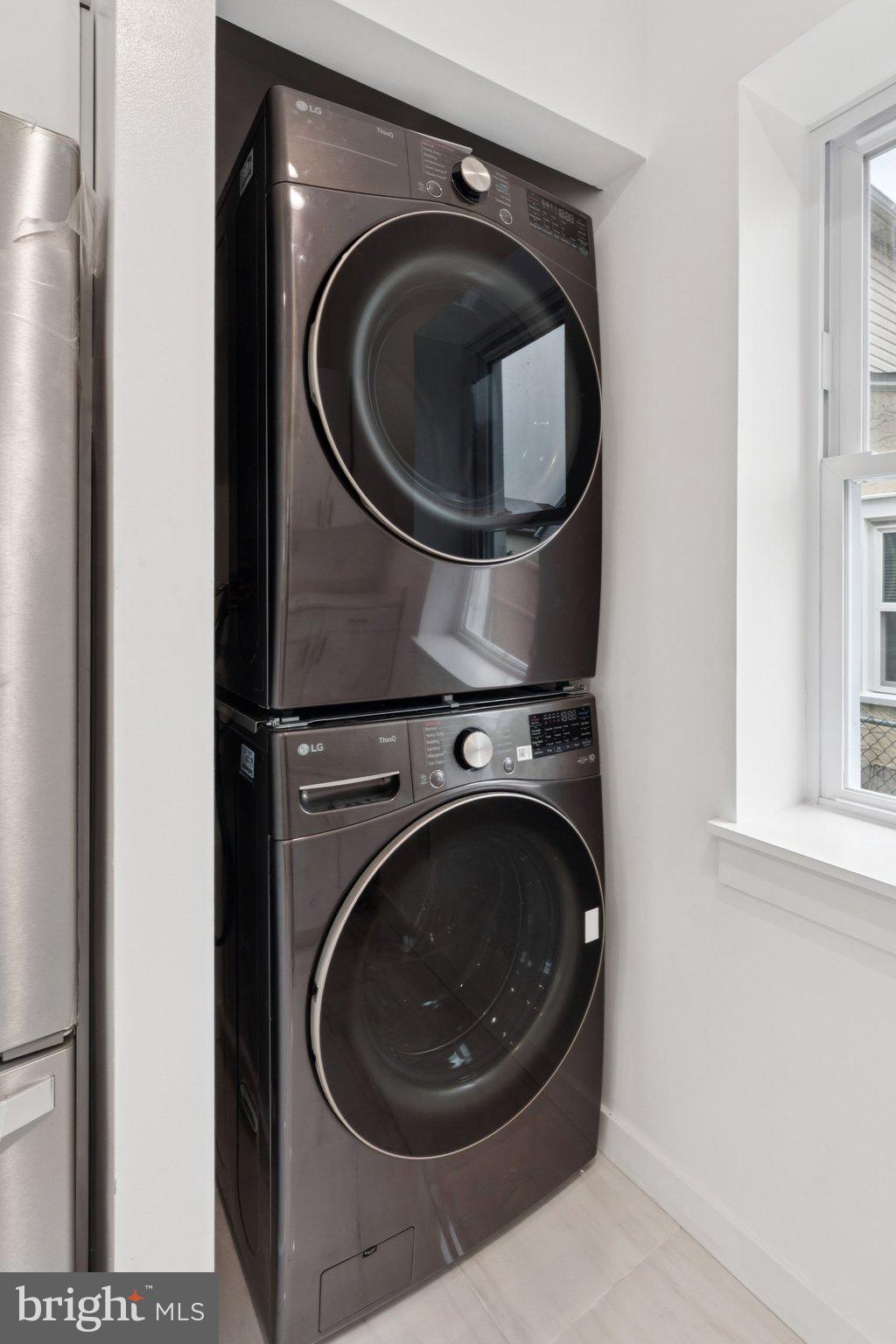 GLENSIDE - Residential Lease