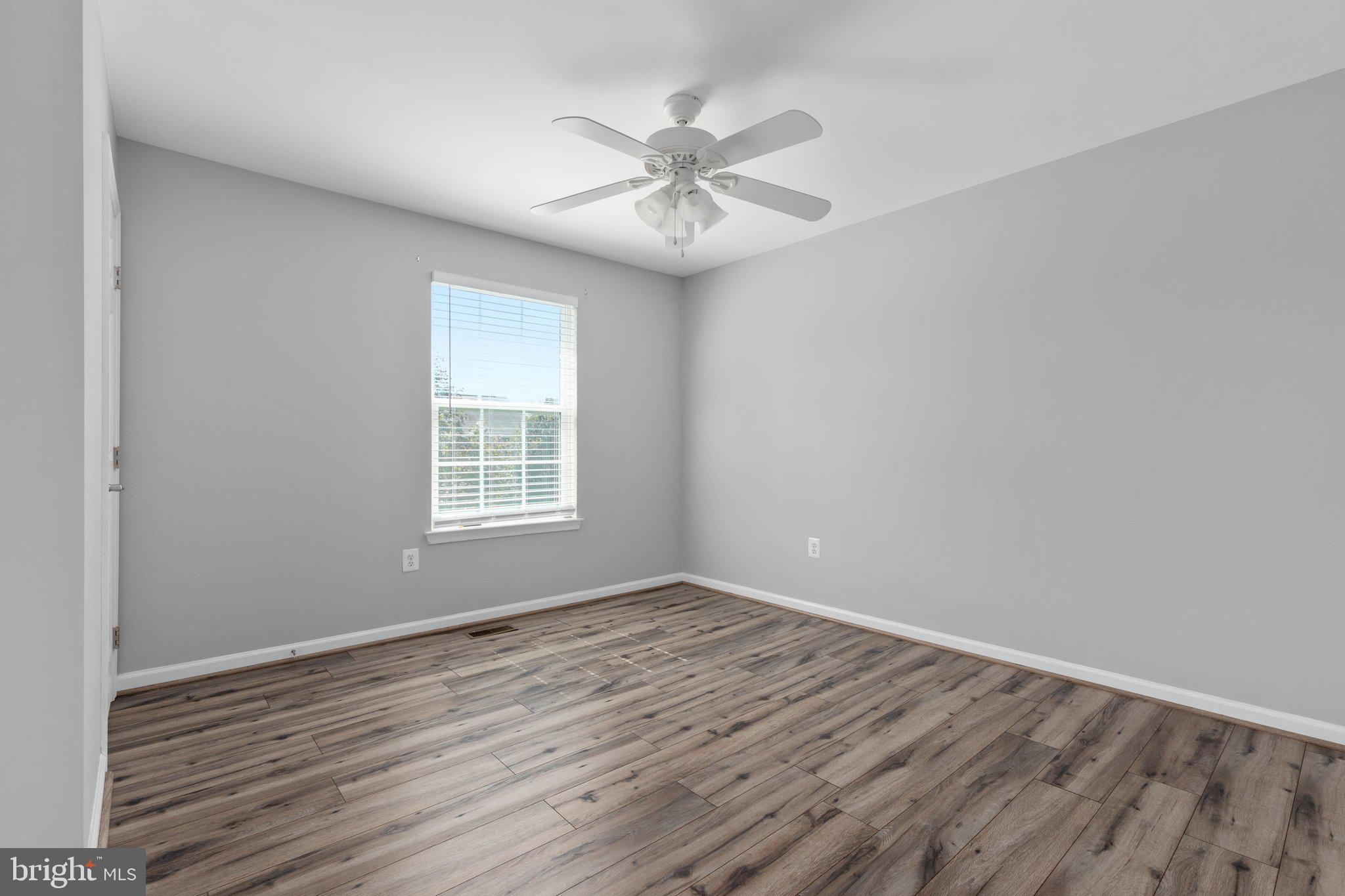 ELIZABETH'S CROSSING - Residential