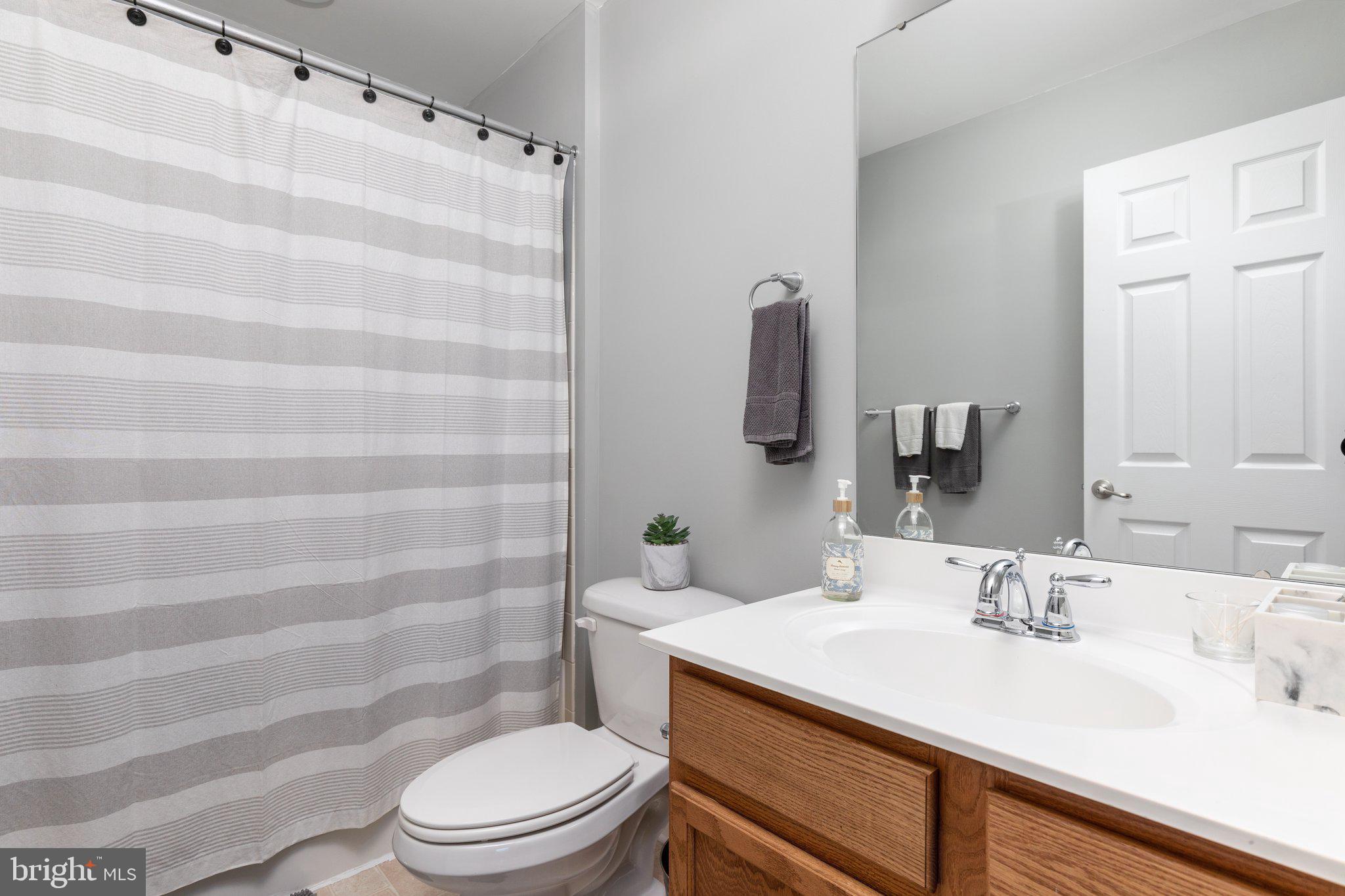 ELIZABETH'S CROSSING - Residential