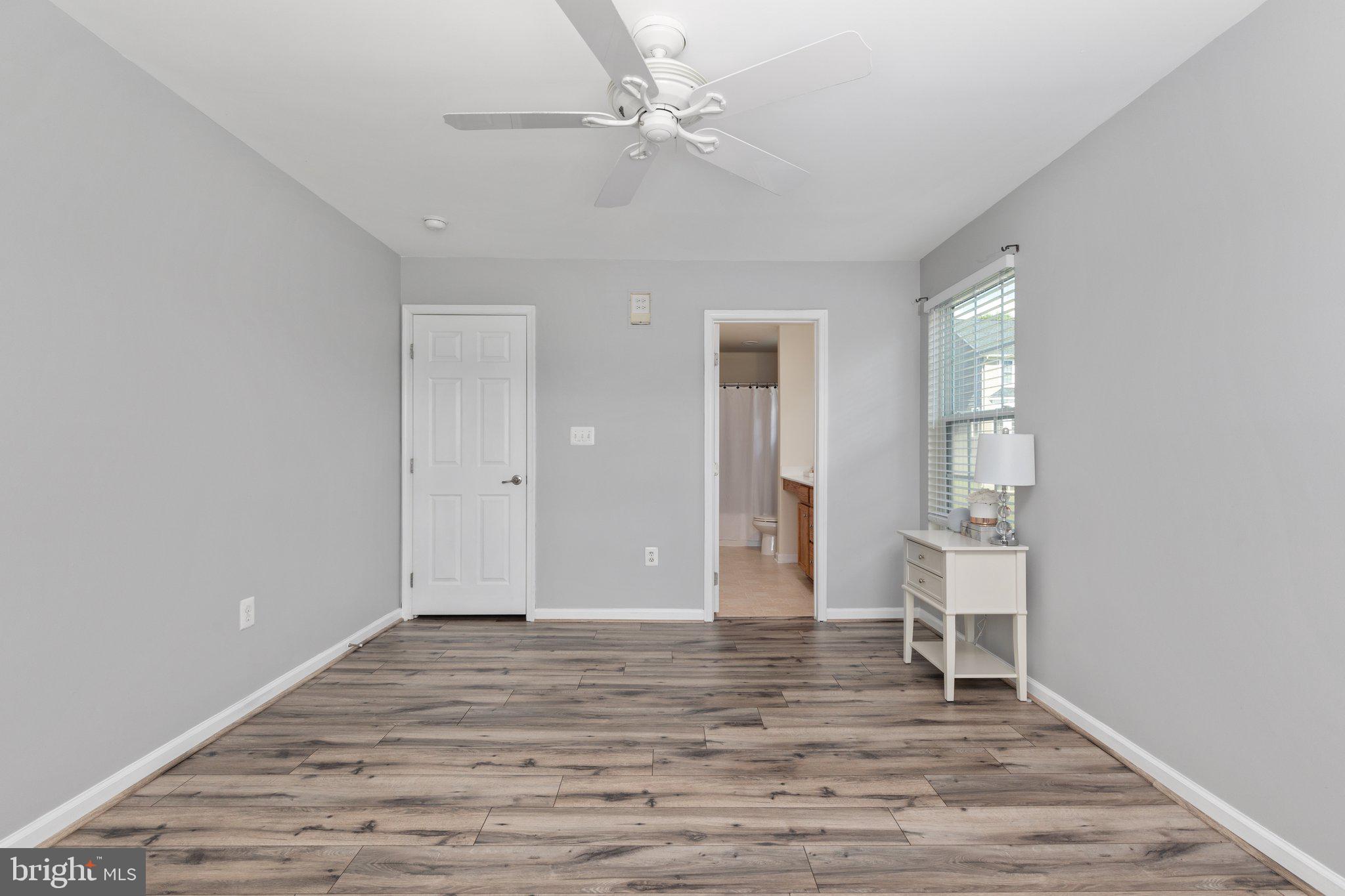 ELIZABETH'S CROSSING - Residential