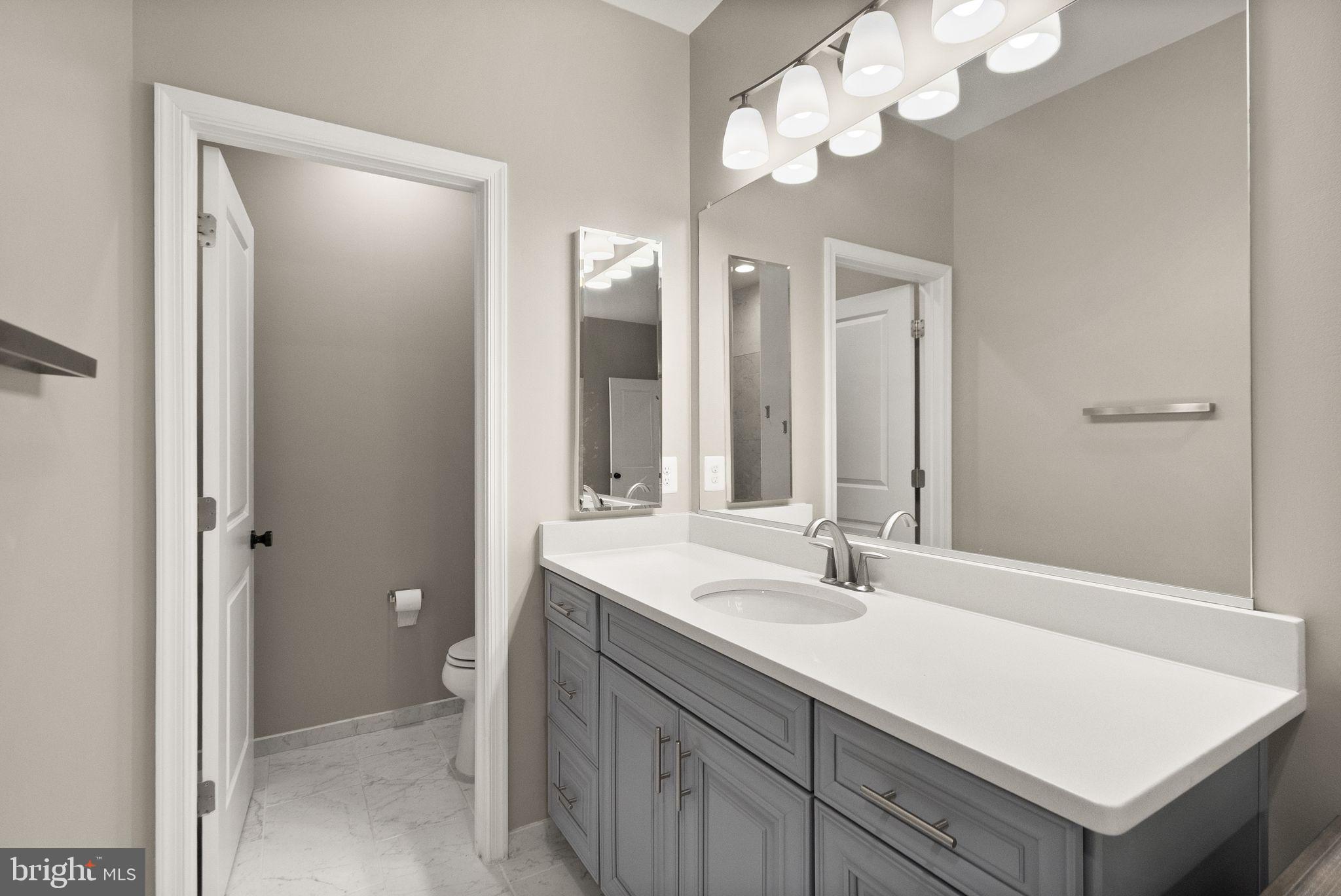 MEADOWBROOK - Residential