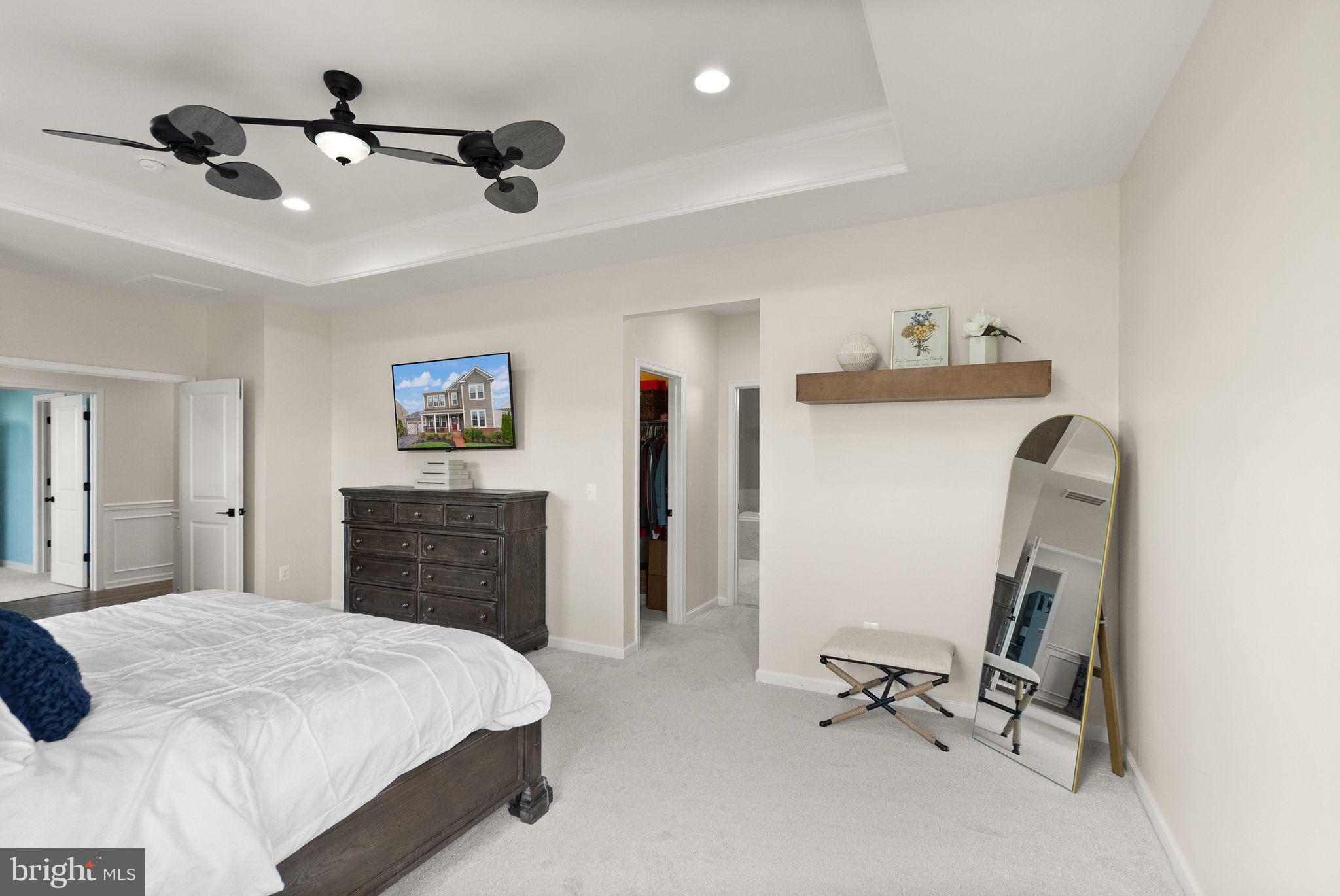 MEADOWBROOK - Residential