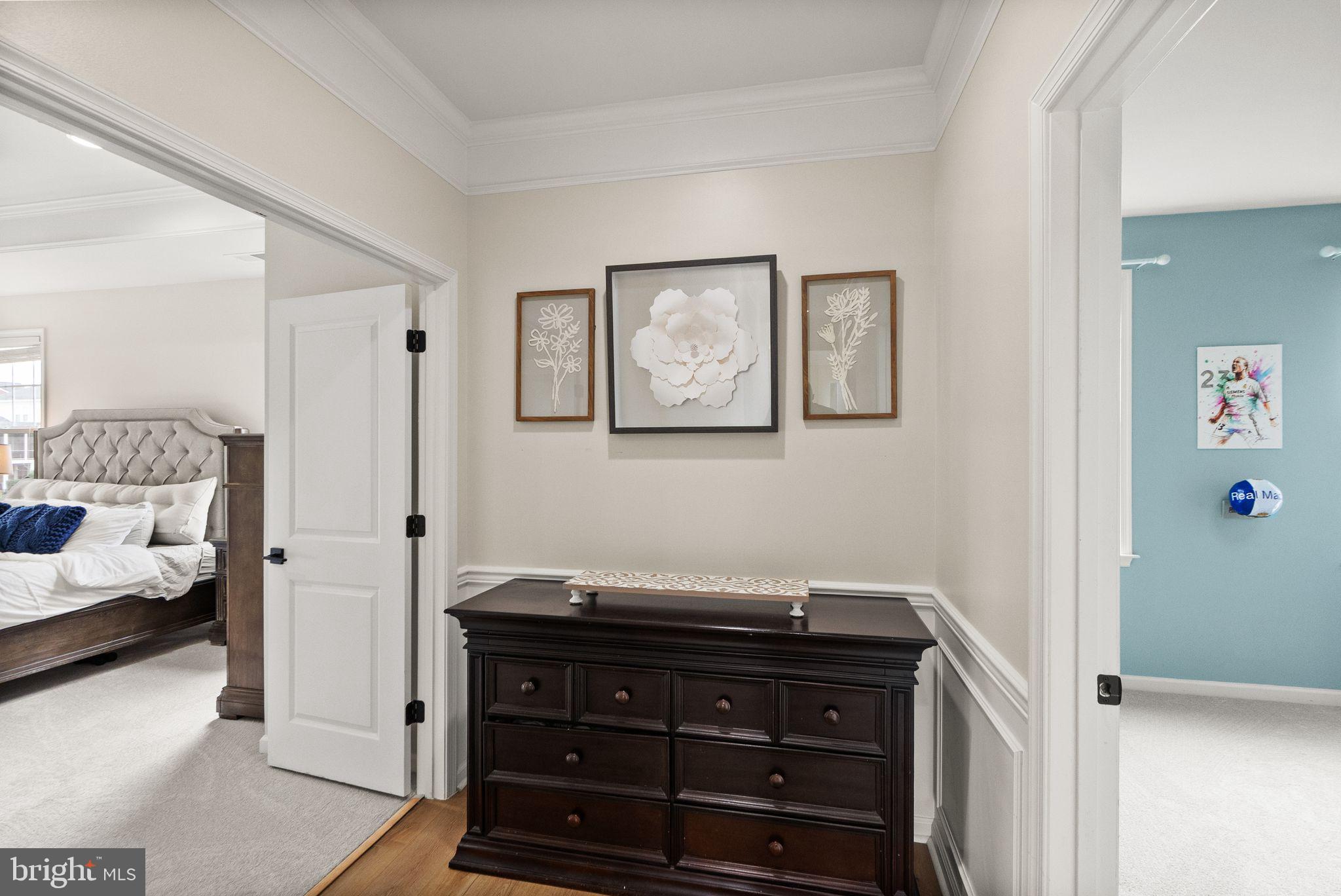 MEADOWBROOK - Residential