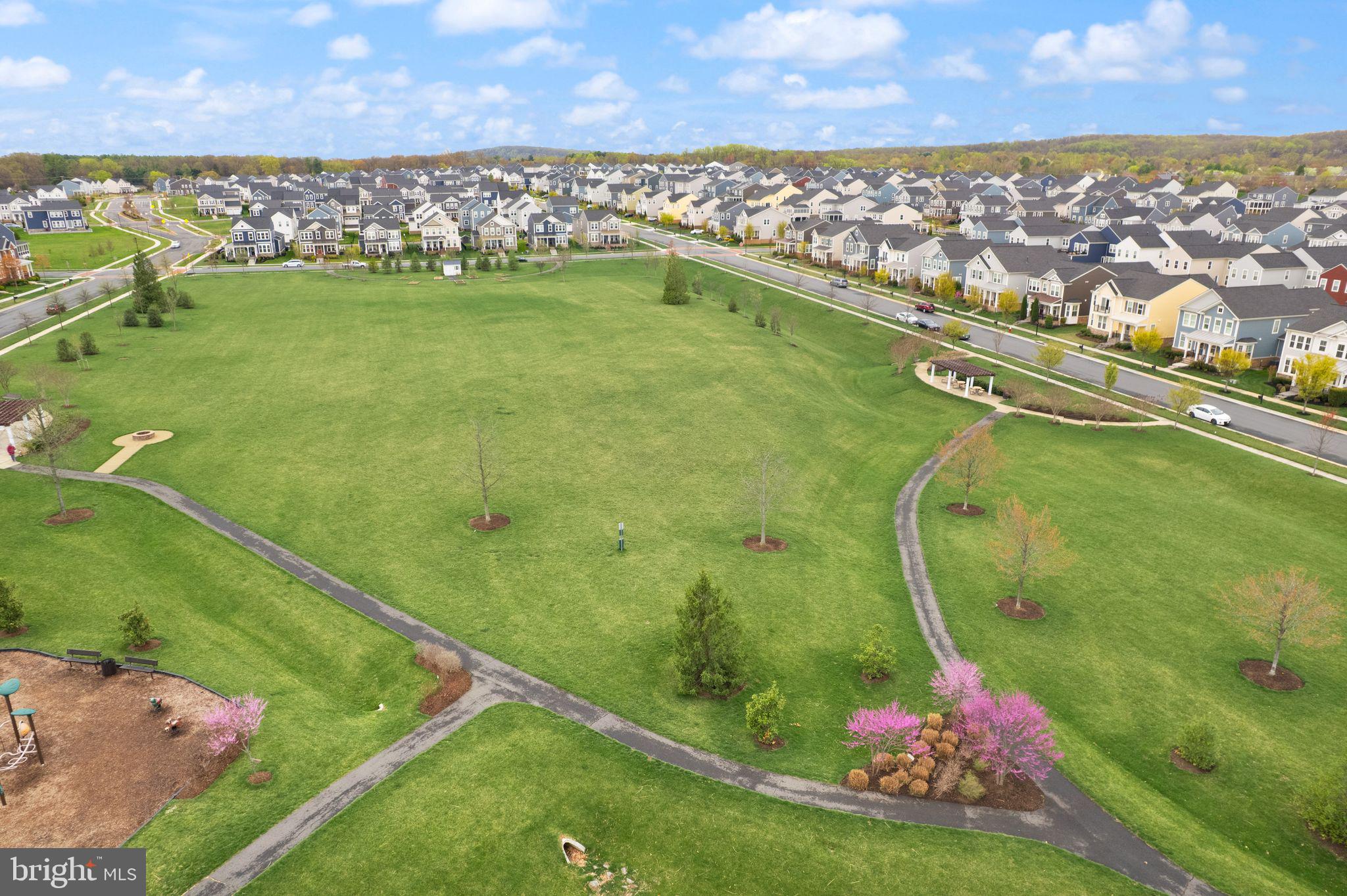 MEADOWBROOK - Residential