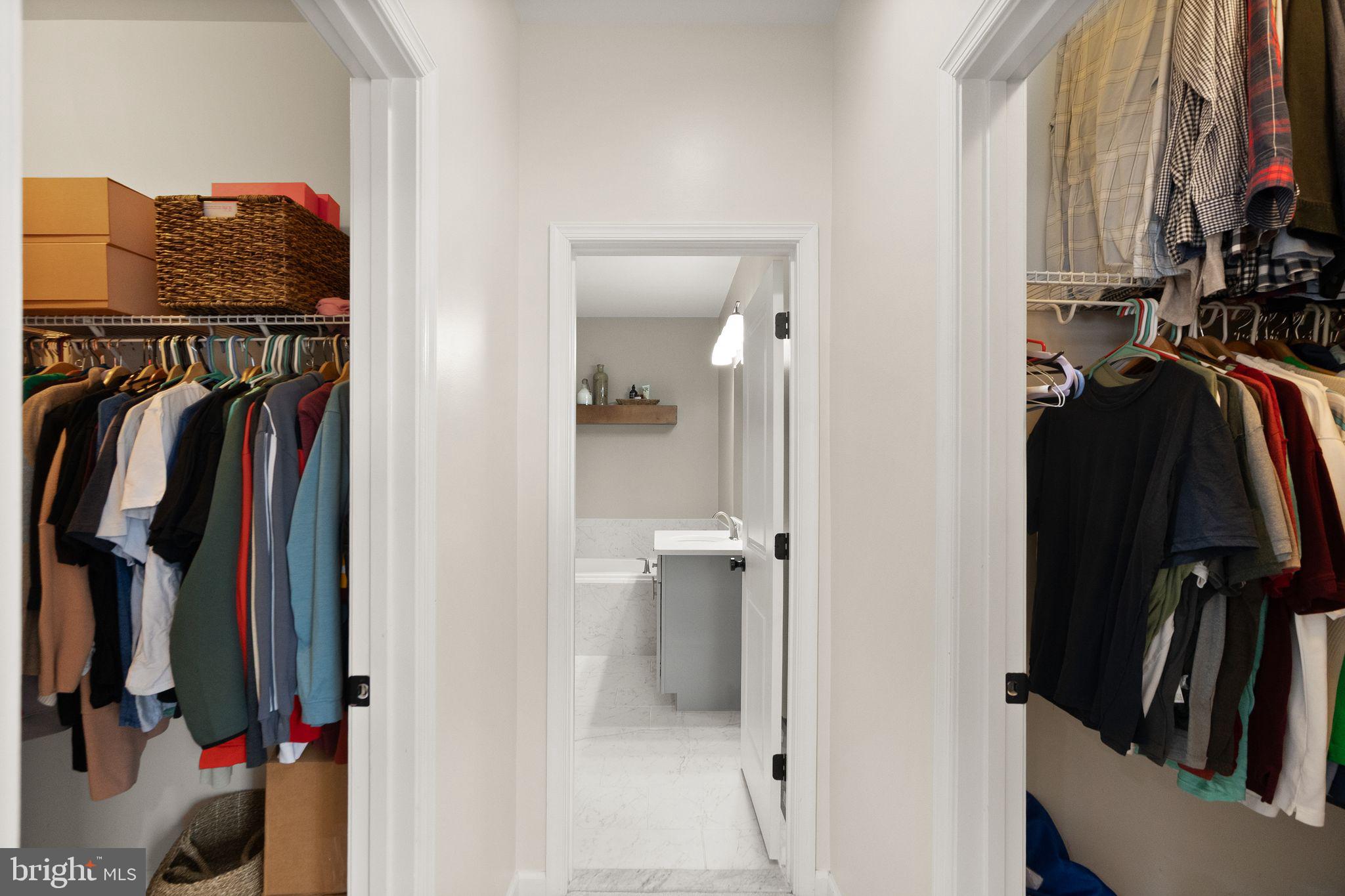 MEADOWBROOK - Residential