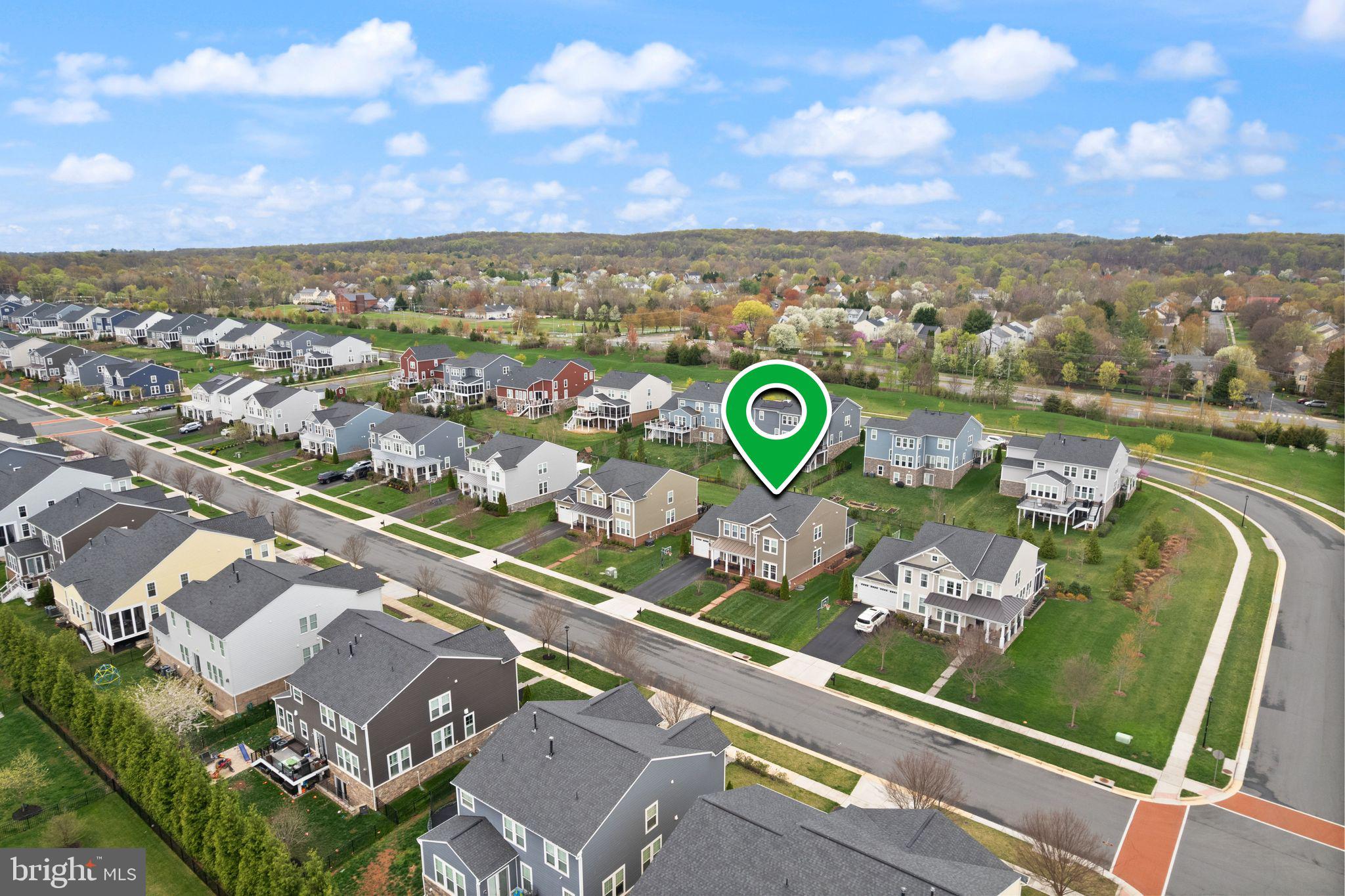 MEADOWBROOK - Residential