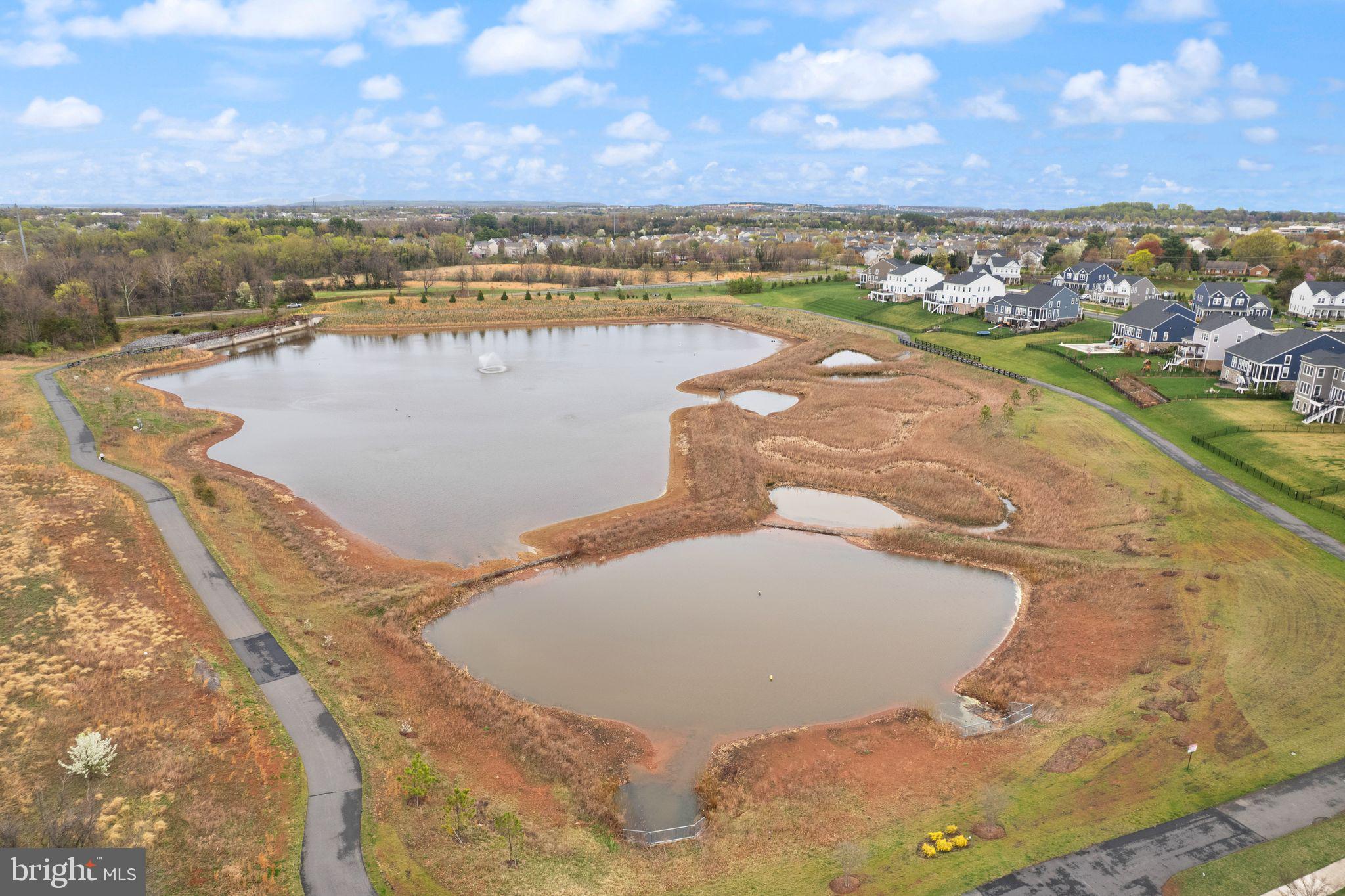 MEADOWBROOK - Residential