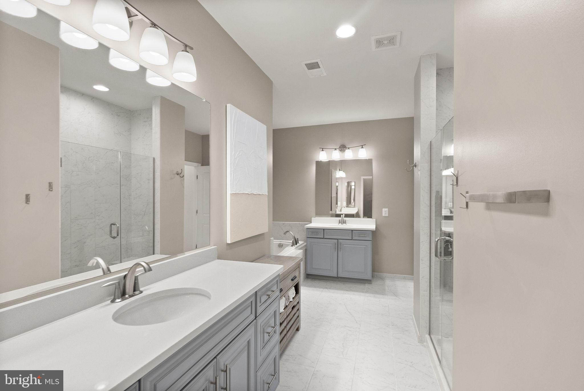 MEADOWBROOK - Residential