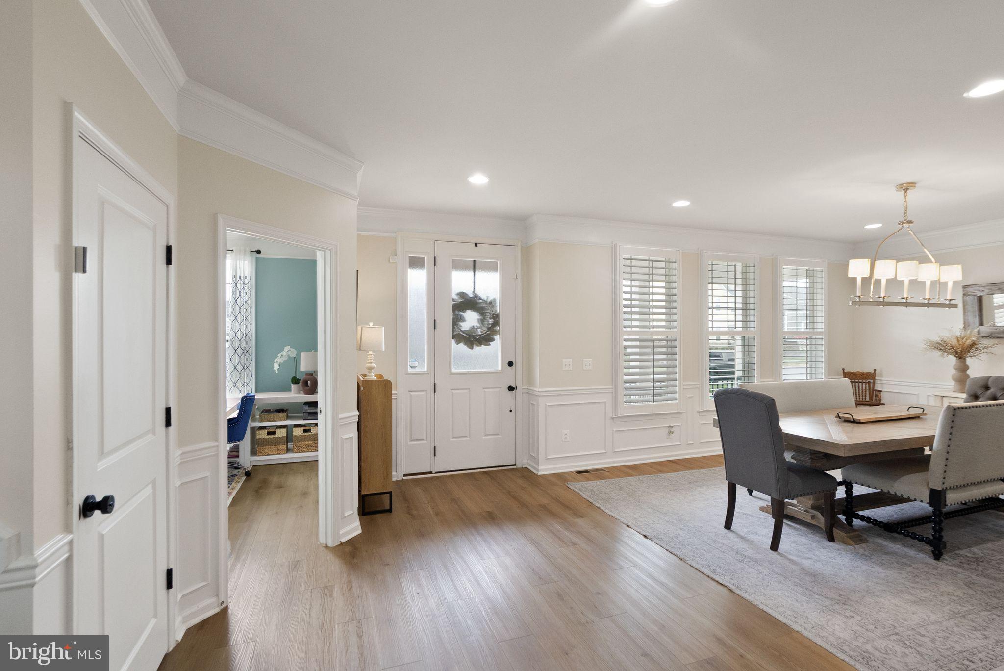 MEADOWBROOK - Residential