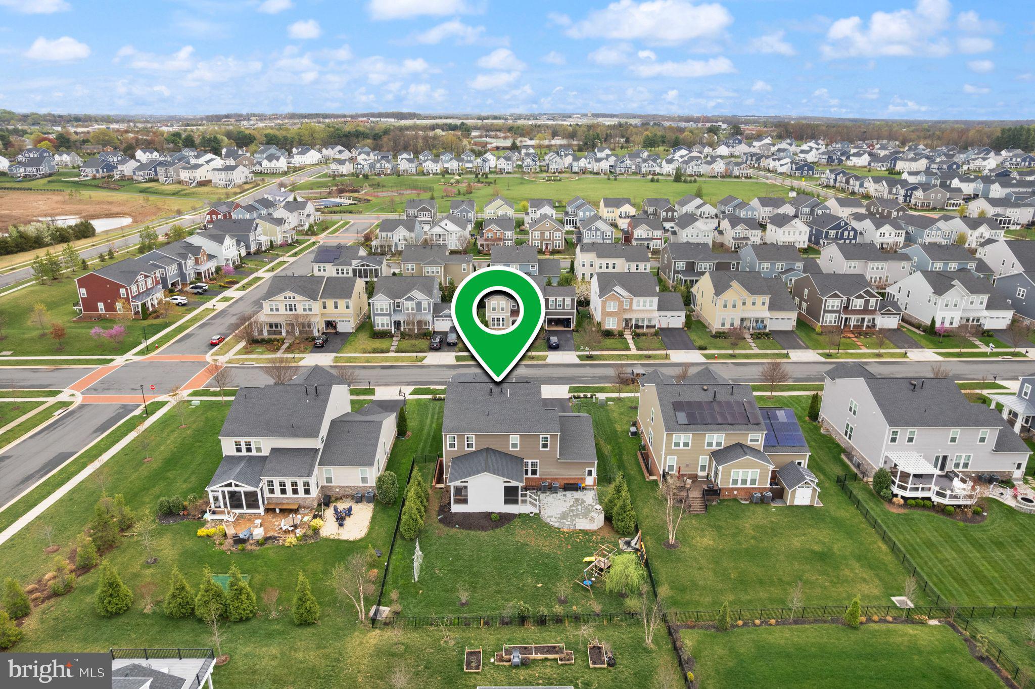 MEADOWBROOK - Residential