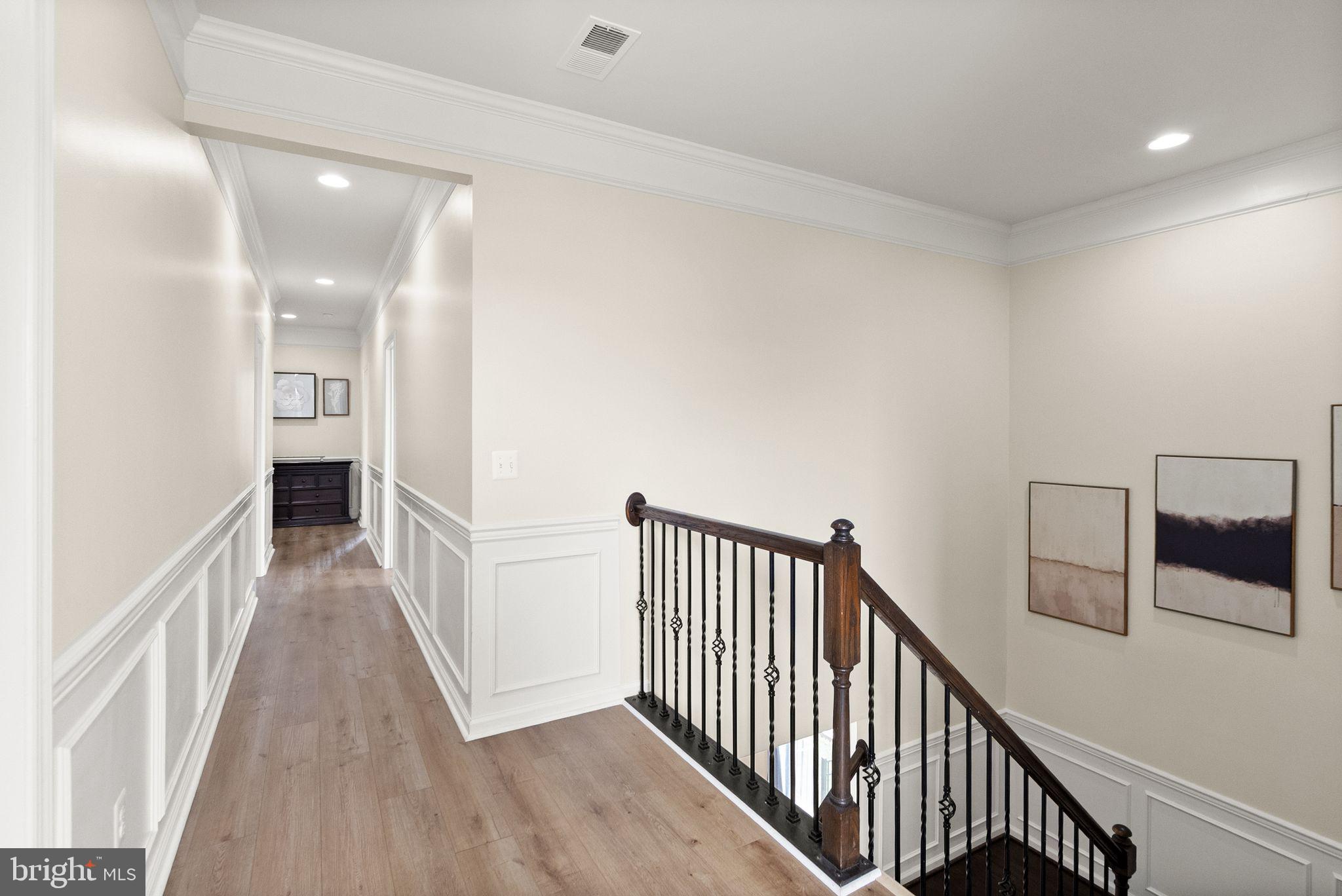 MEADOWBROOK - Residential