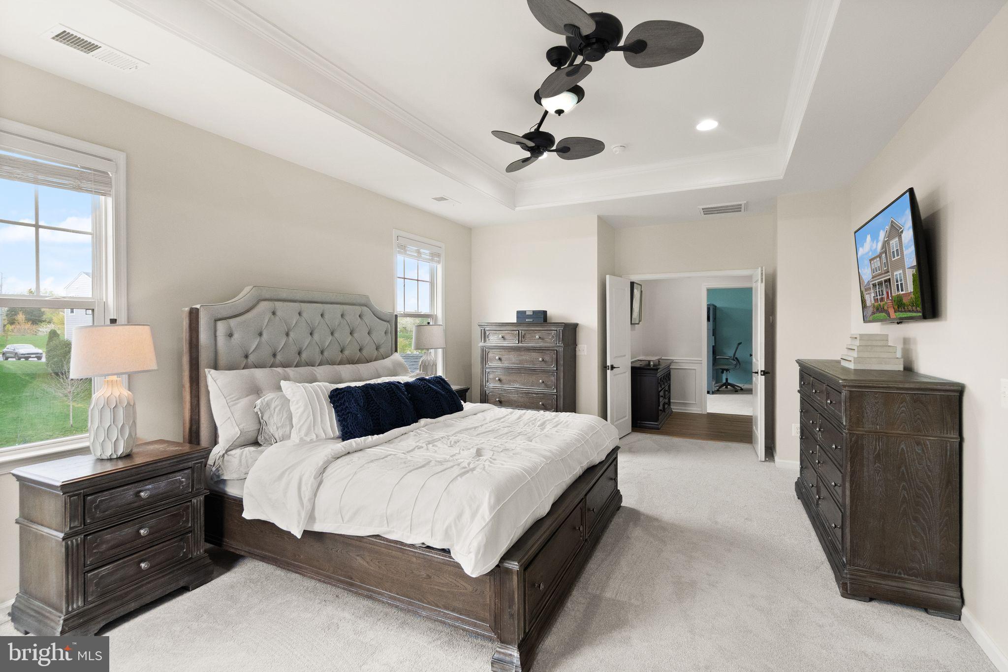 MEADOWBROOK - Residential