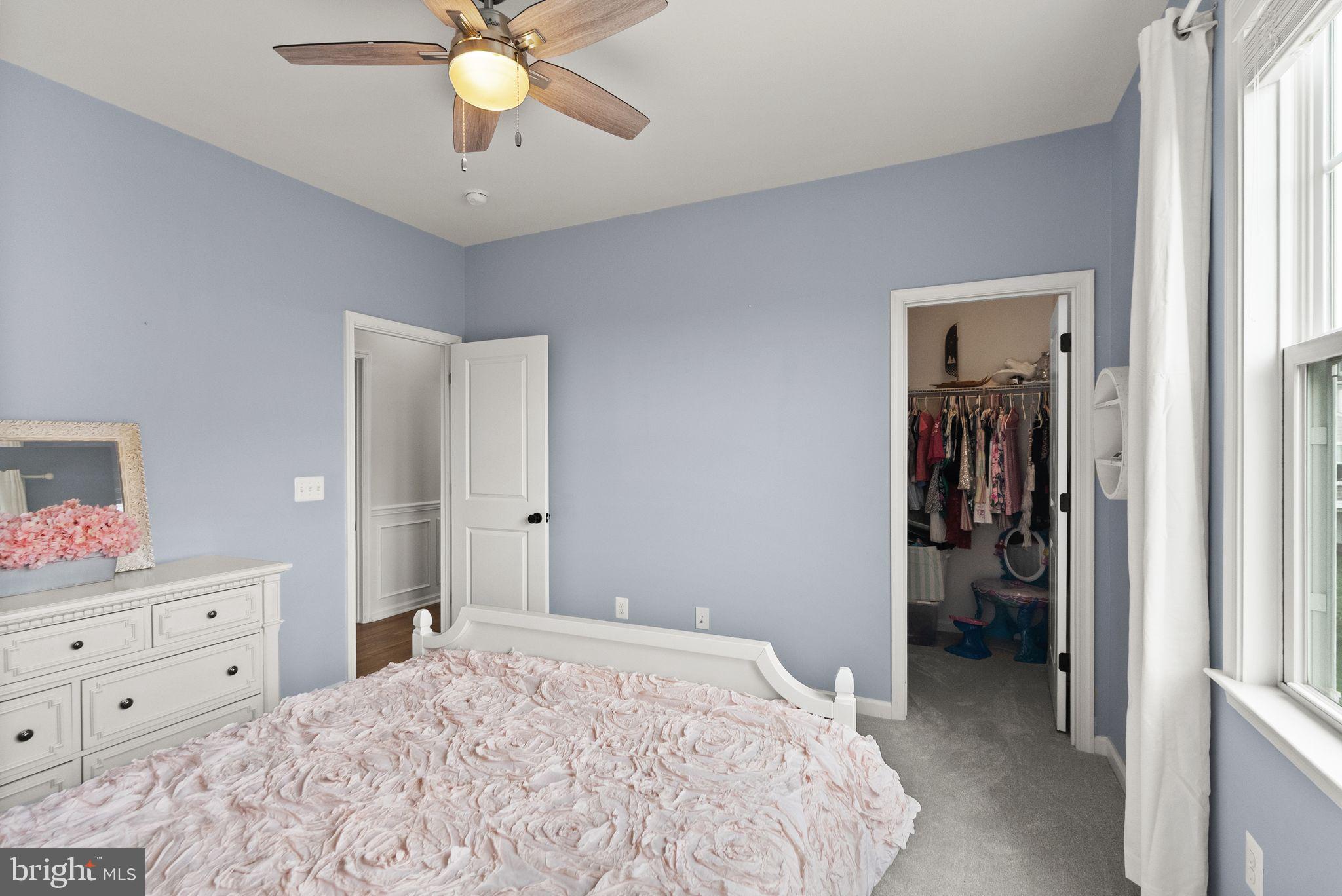 MEADOWBROOK - Residential