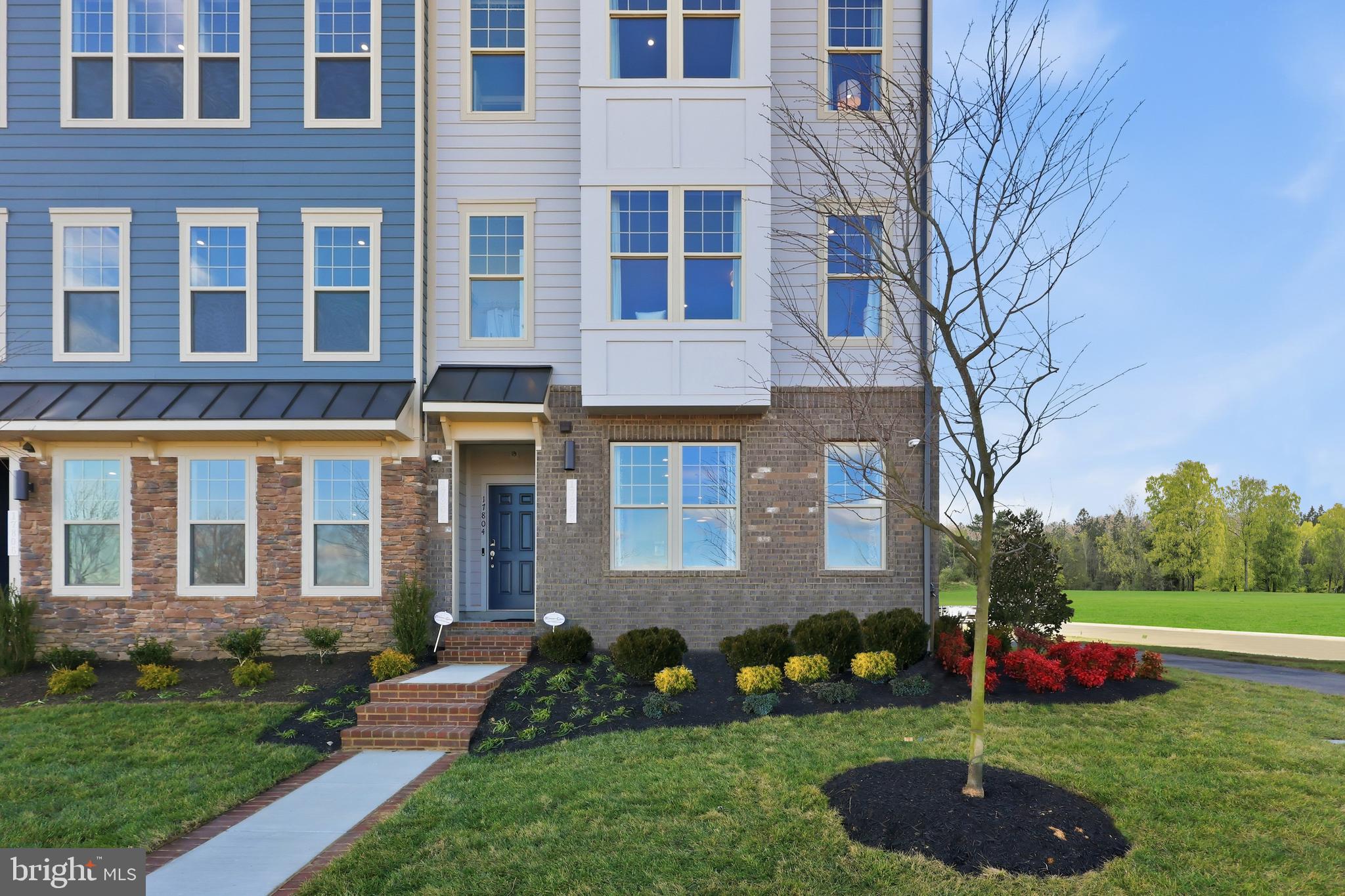 RIVERBLUFF OVERLOOK AT POTOMAC SHORES - Residential