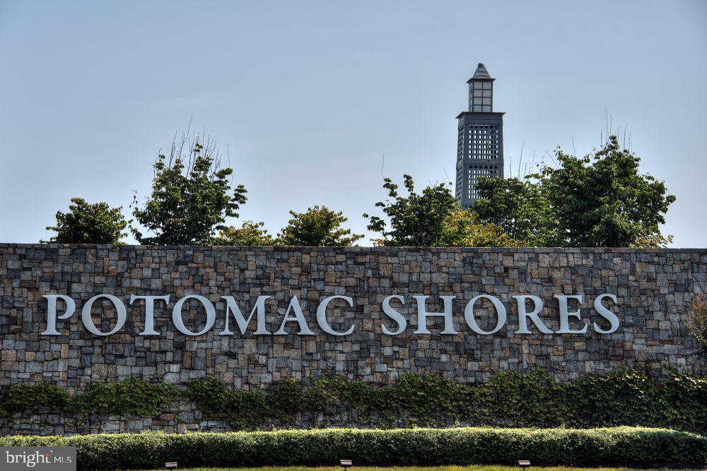 RIVERBLUFF OVERLOOK AT POTOMAC SHORES - Residential