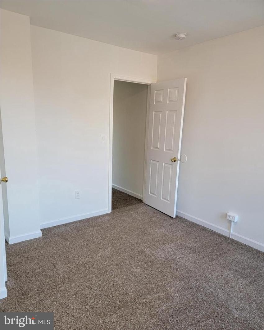 CHARLES VILLAGE - Residential Lease