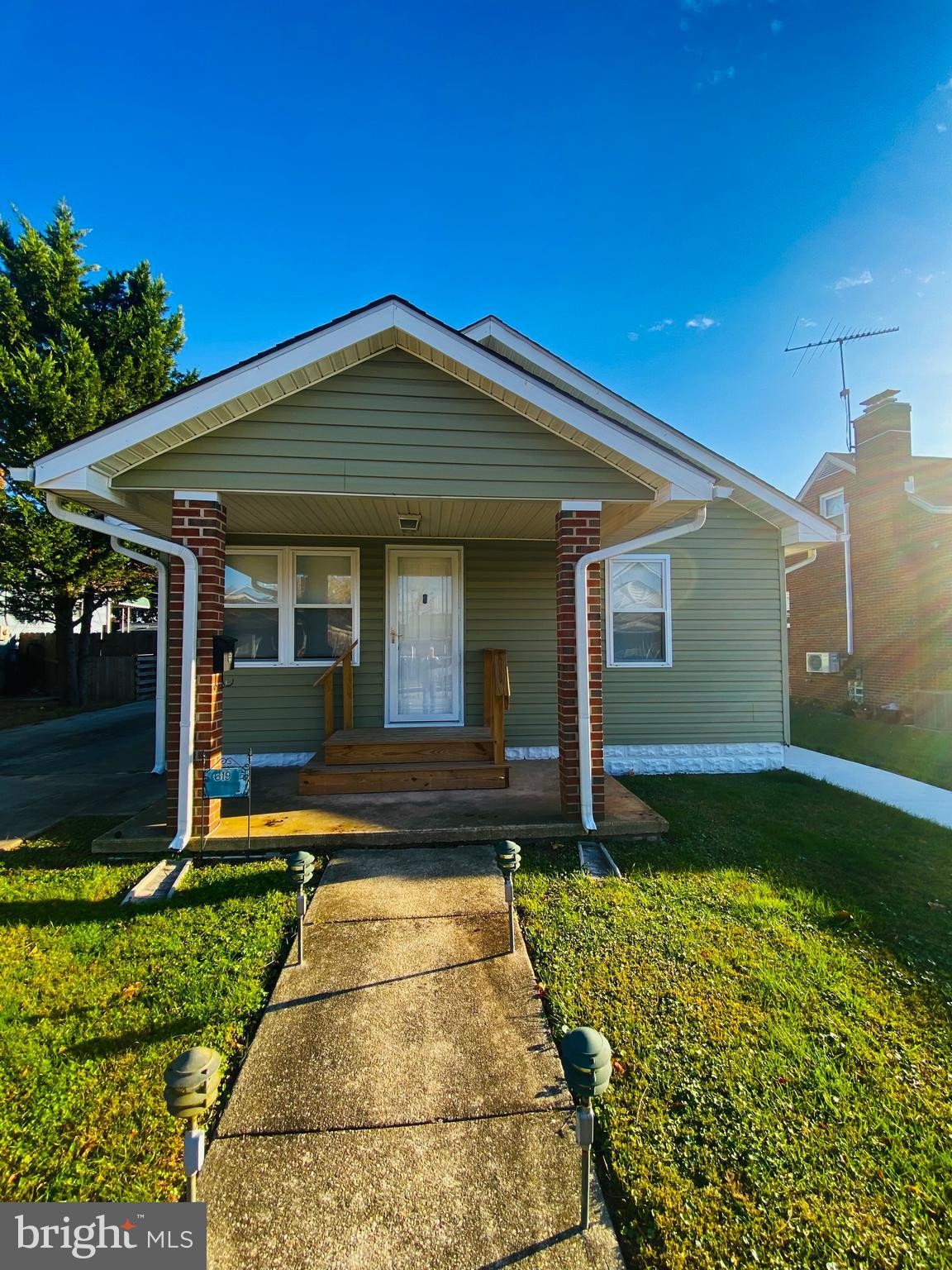 ESSEX - Residential Lease