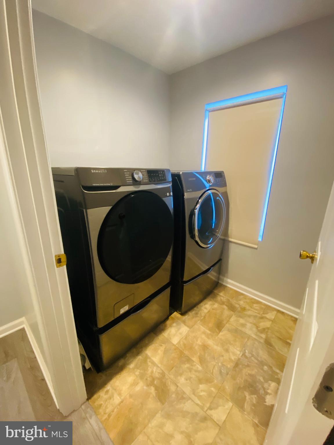 ESSEX - Residential Lease