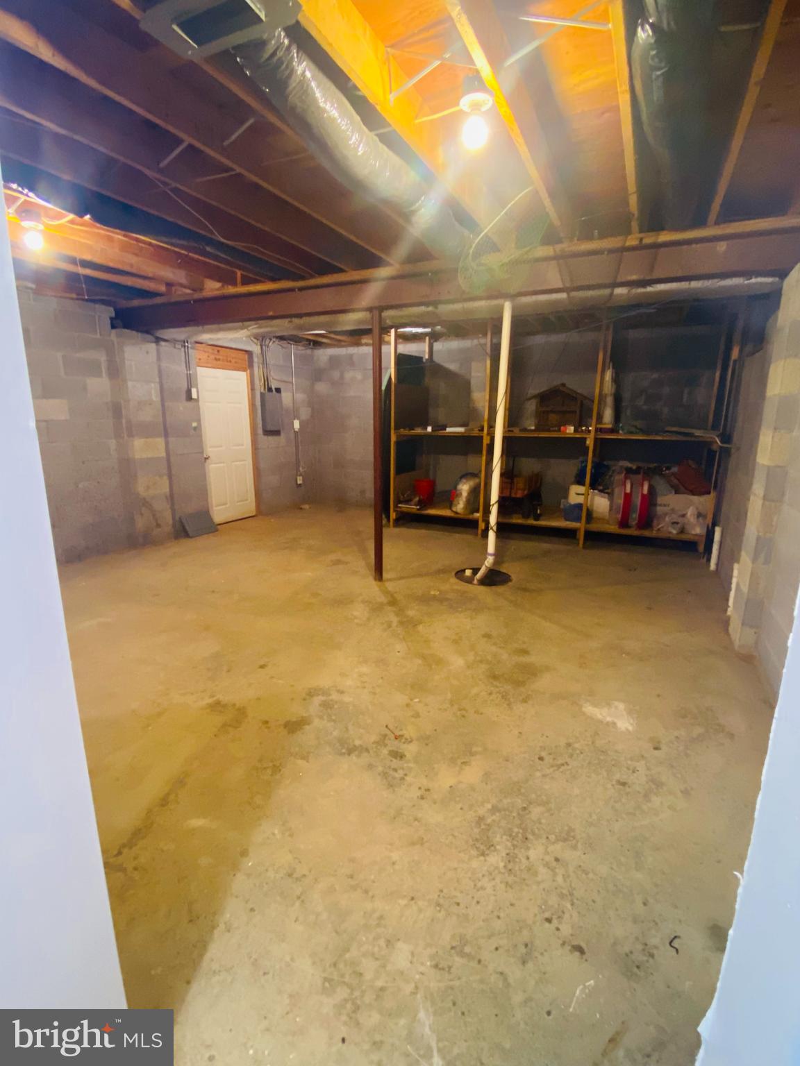 ESSEX - Residential Lease