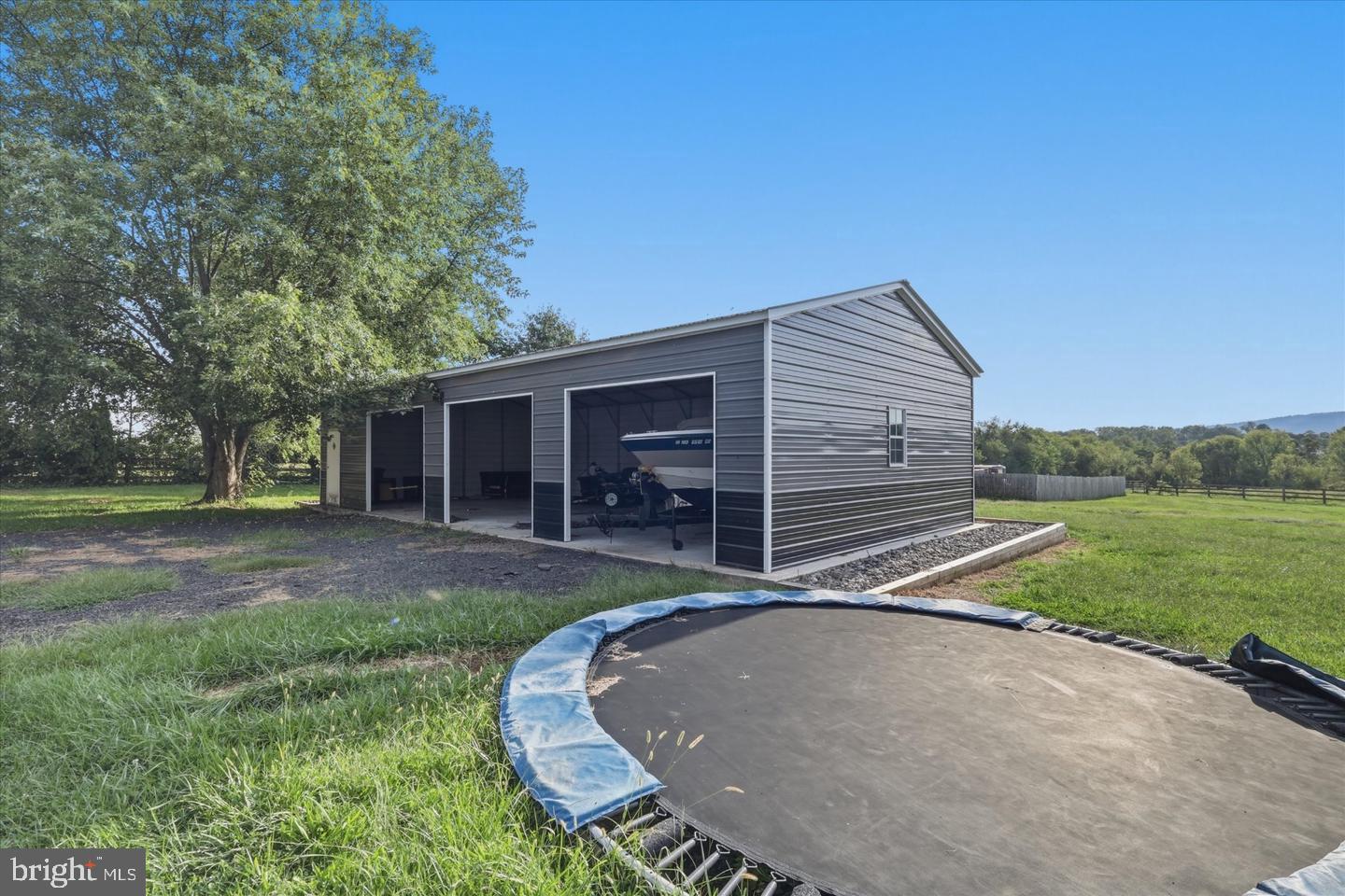 1601 JEFFERSON PIKE