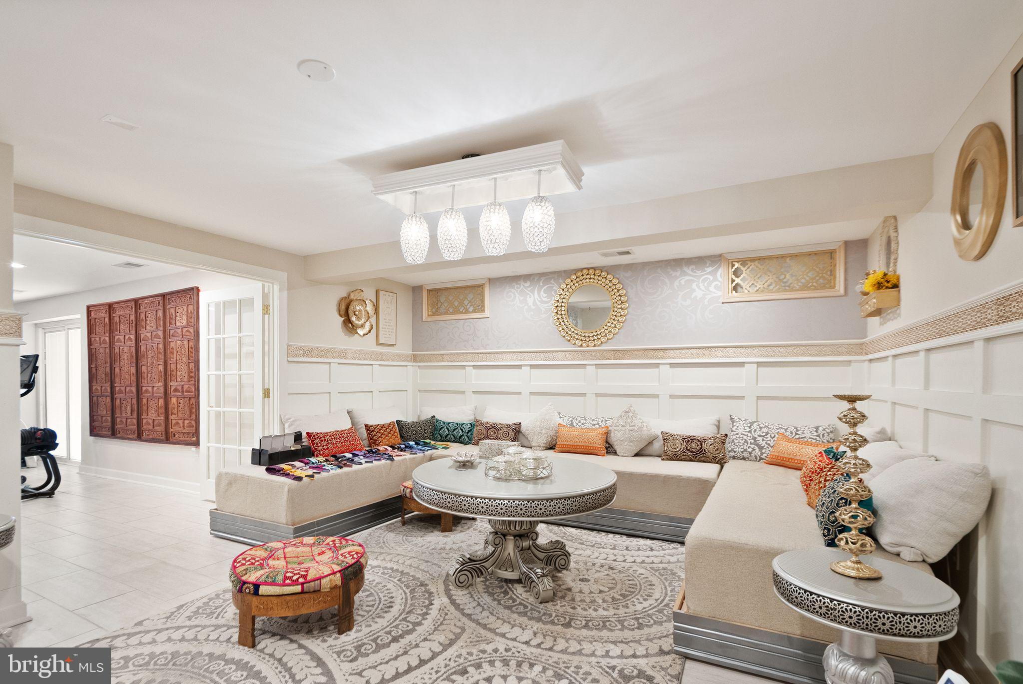 SHEFFIELD MANOR - Residential